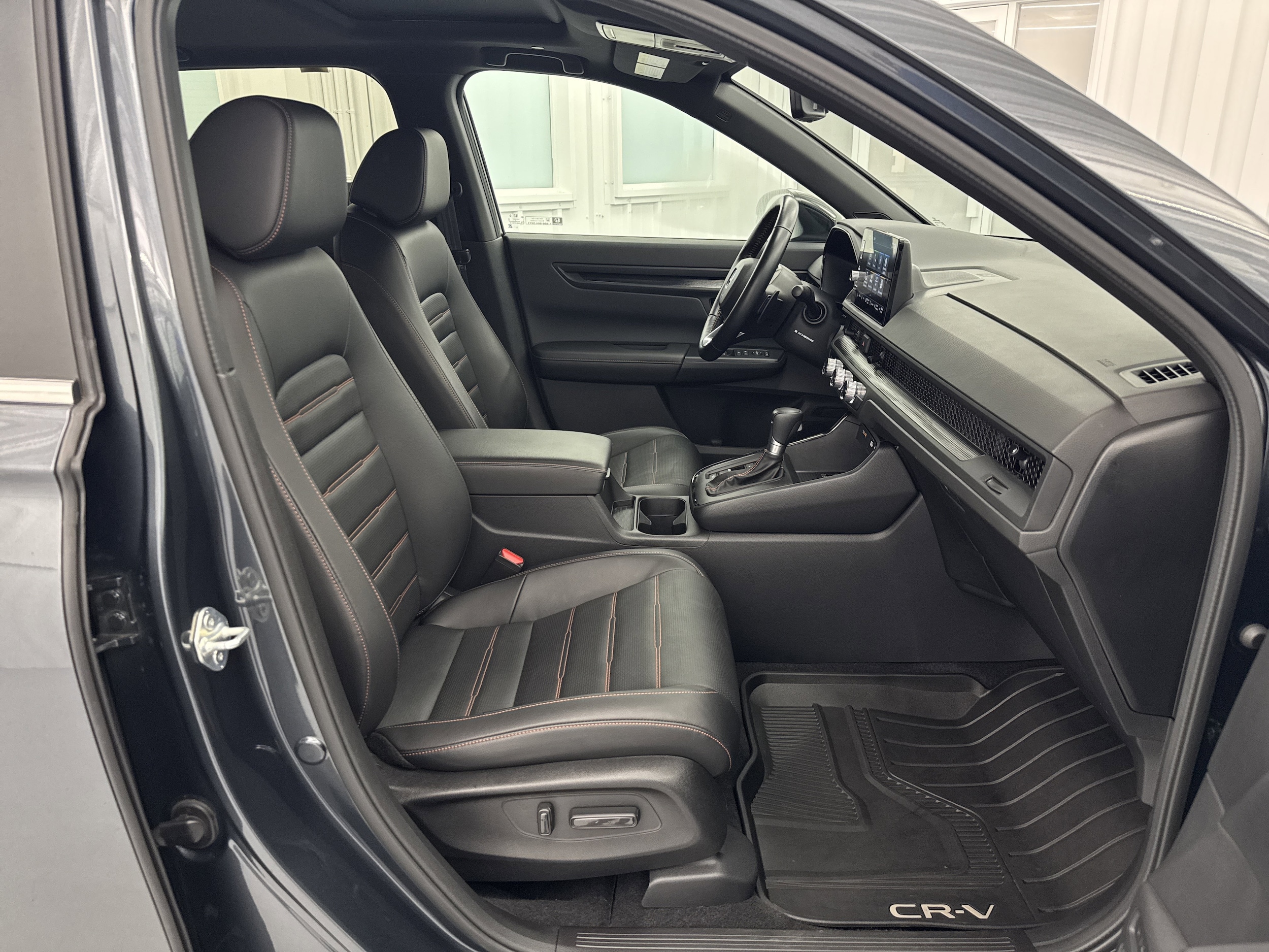 2025 Honda CR-V Sport-L - Photo 25