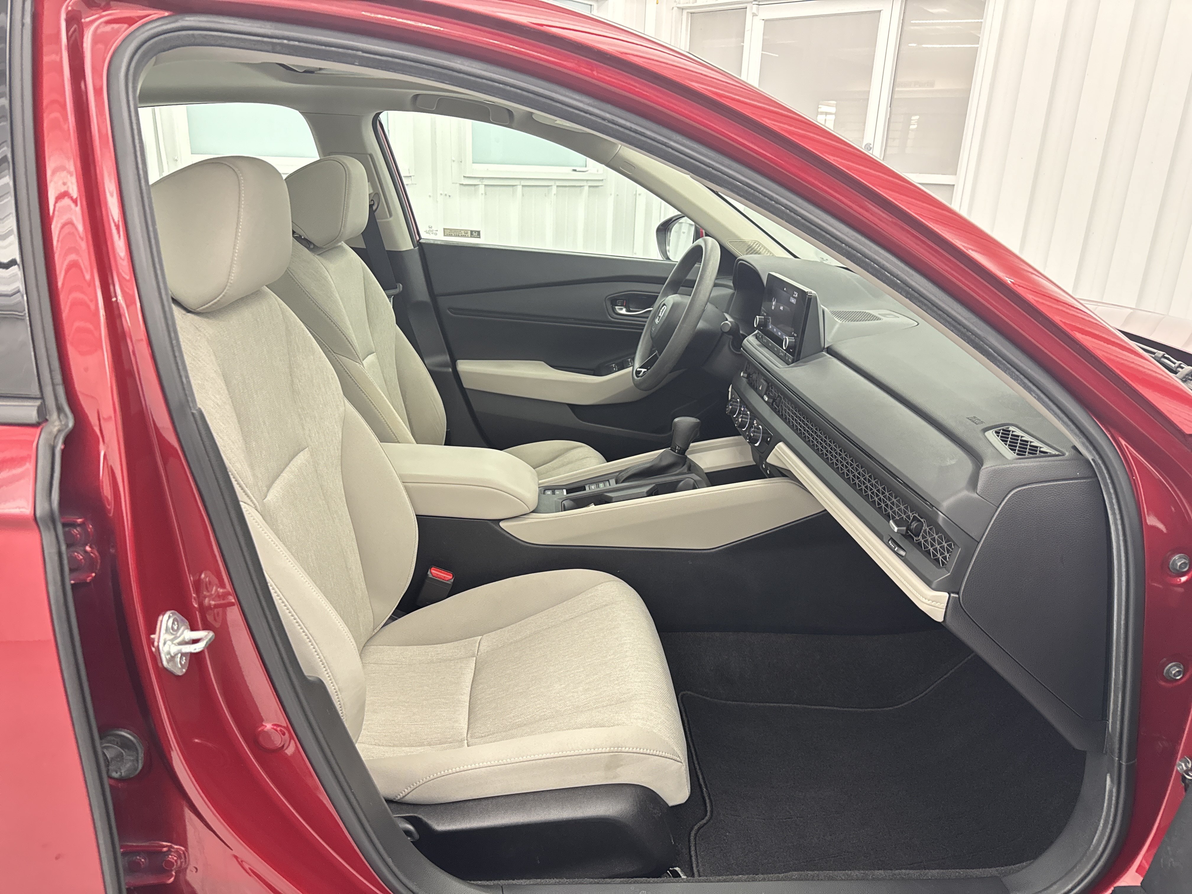 2024 Honda Accord EX - Photo 8
