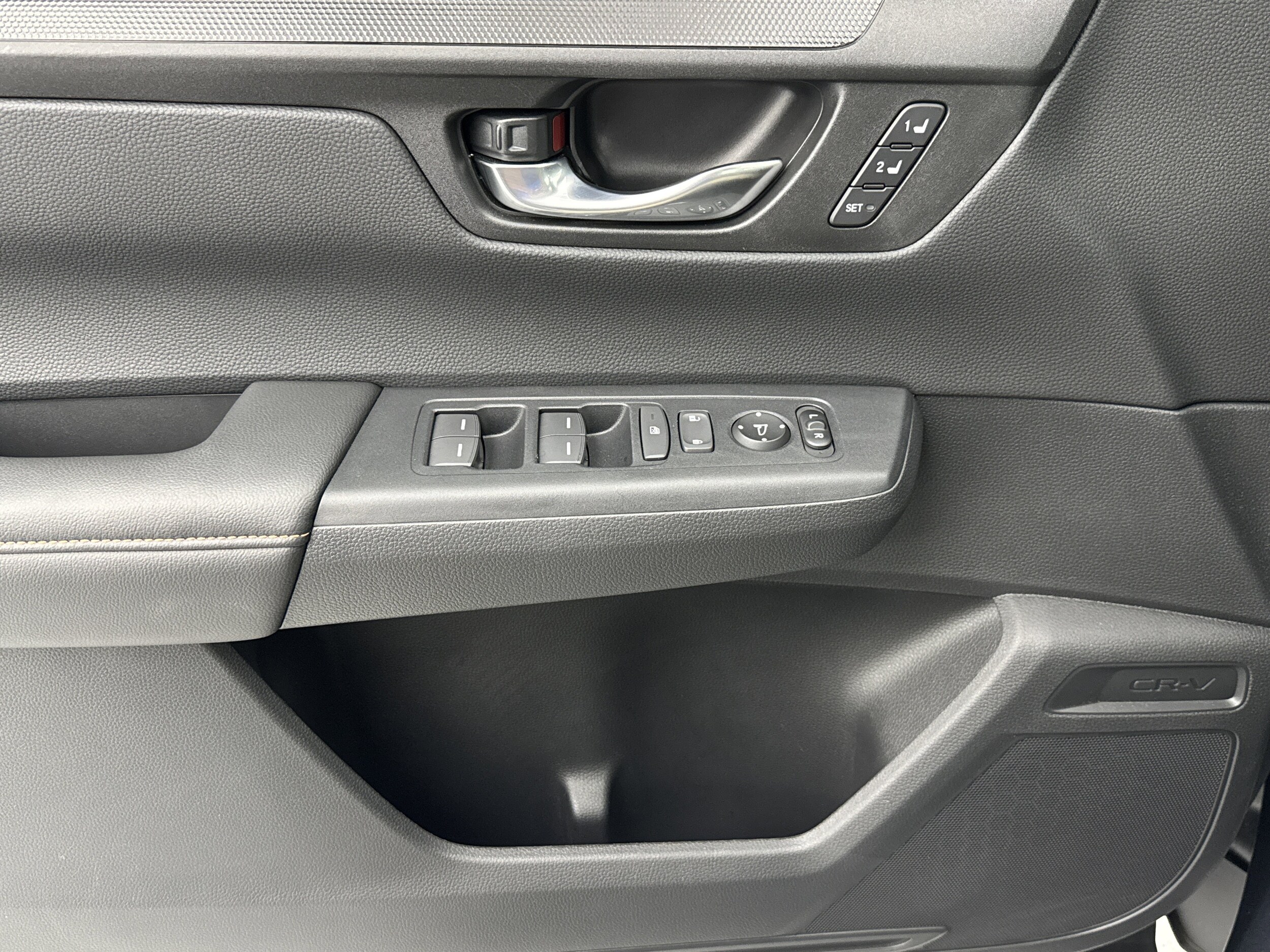 2025 Honda CR-V Sport-L - Photo 8