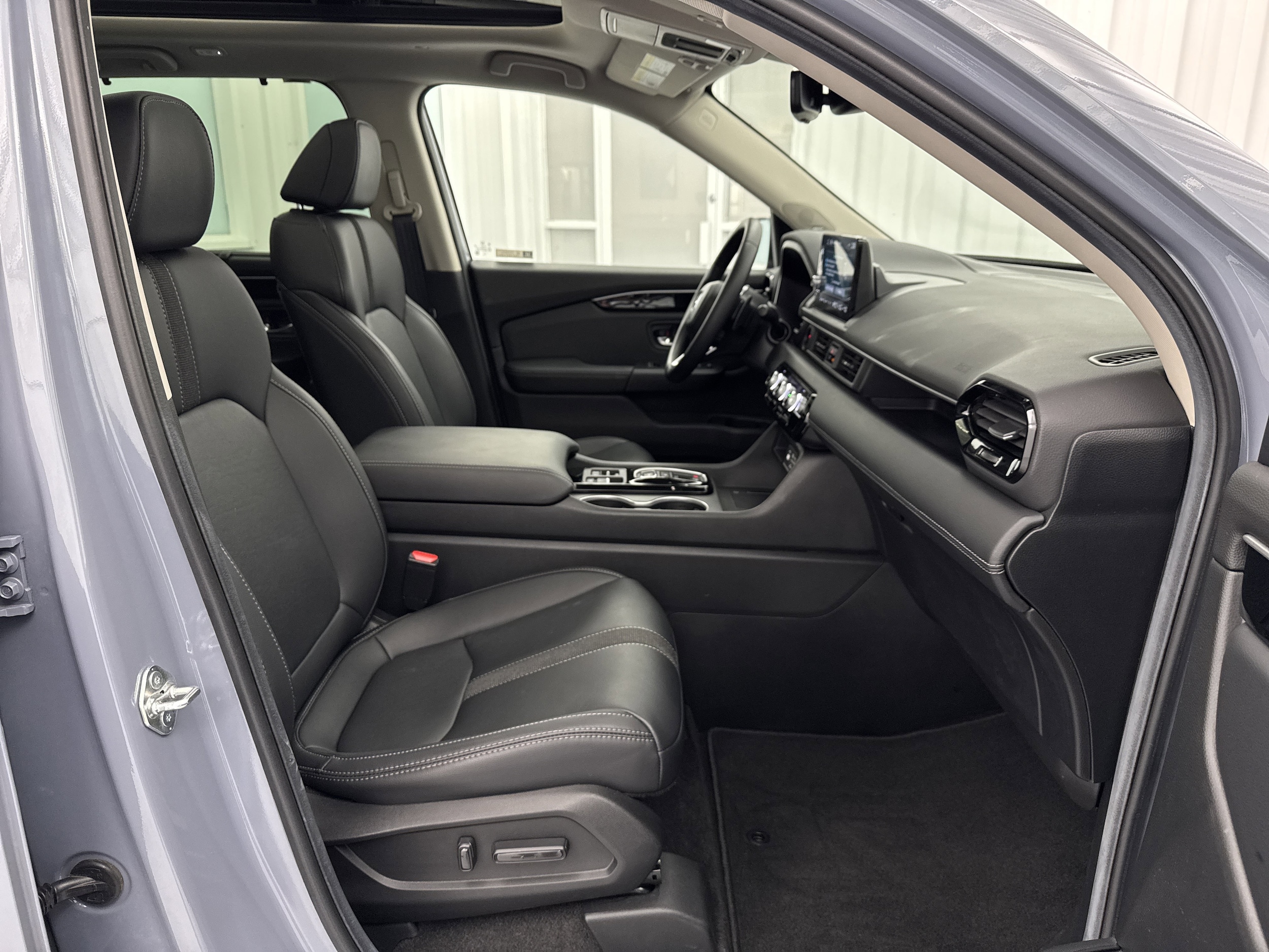 2025 Honda Pilot Touring - Photo 26