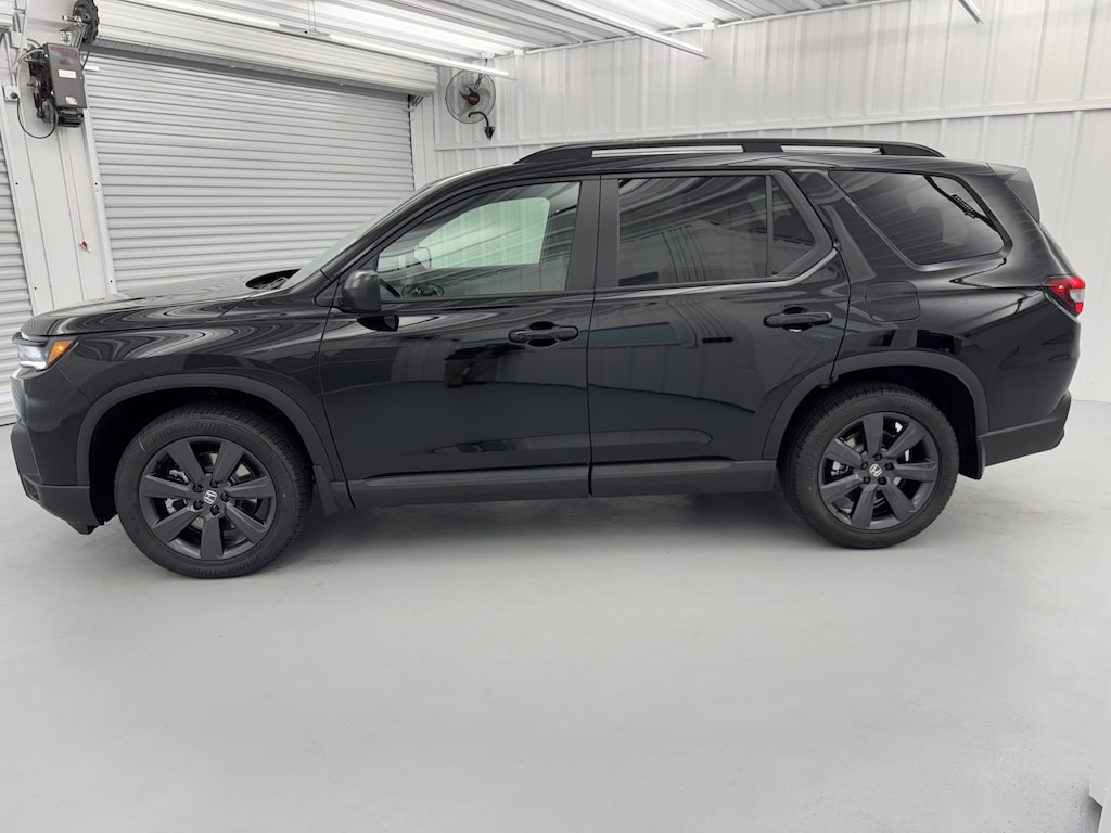 New 2026 Honda Pilot Sport SUV