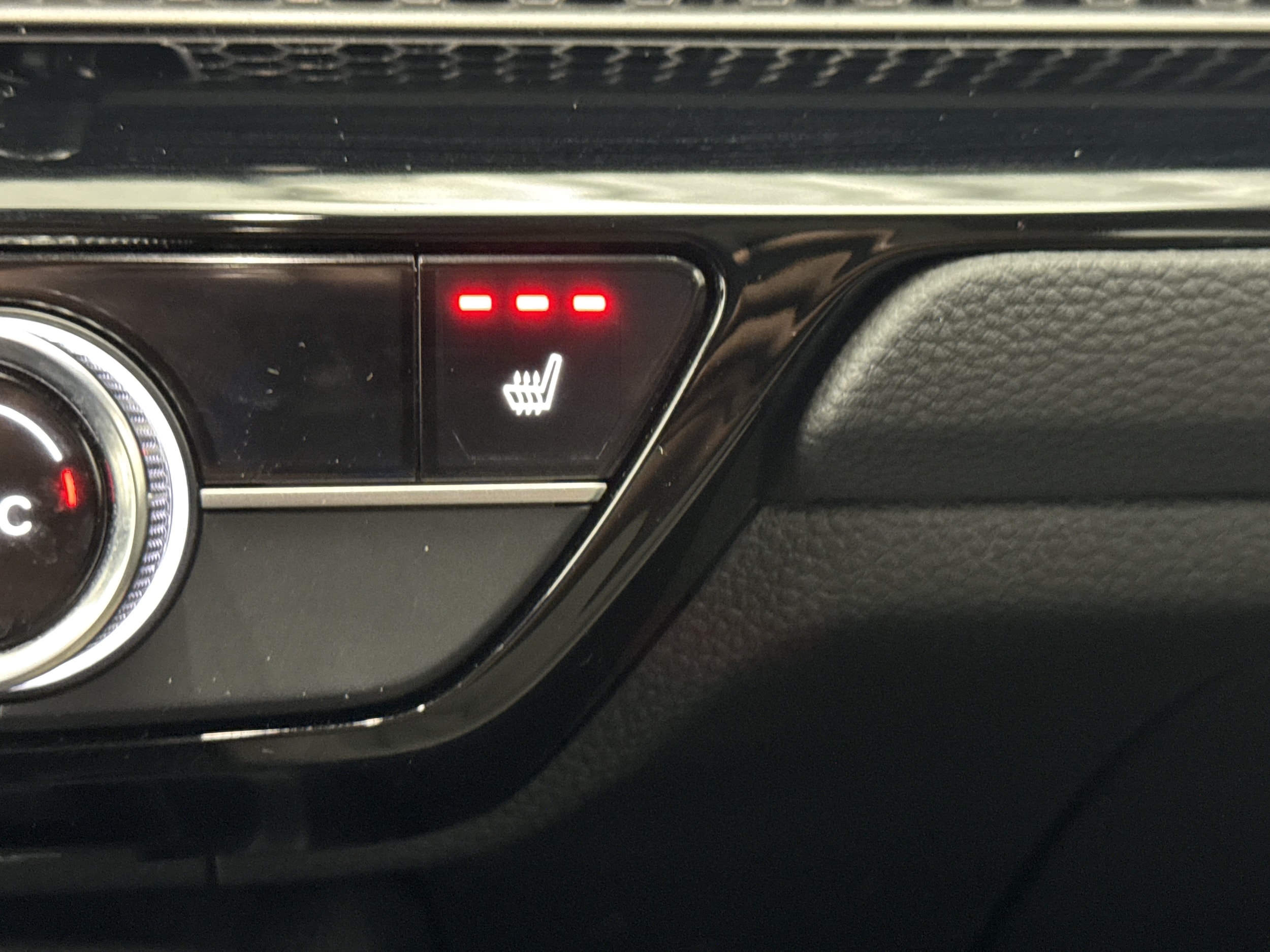 2024 Honda Civic Touring - Photo 19