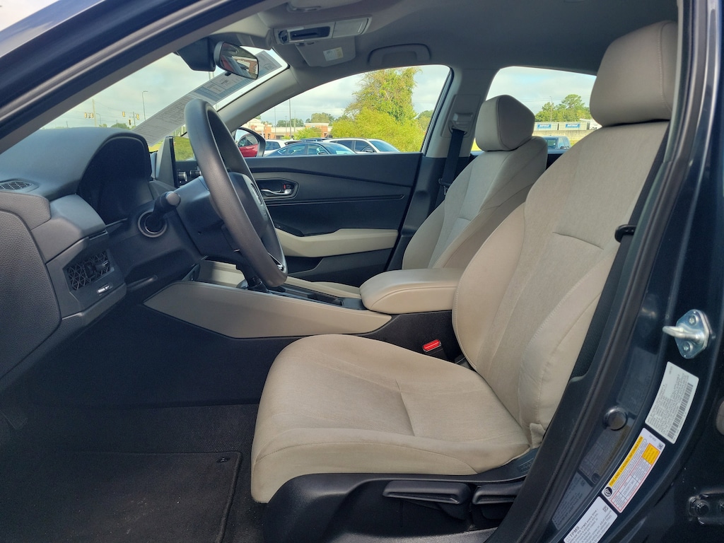 Used 2023 Honda Accord LX Sedan