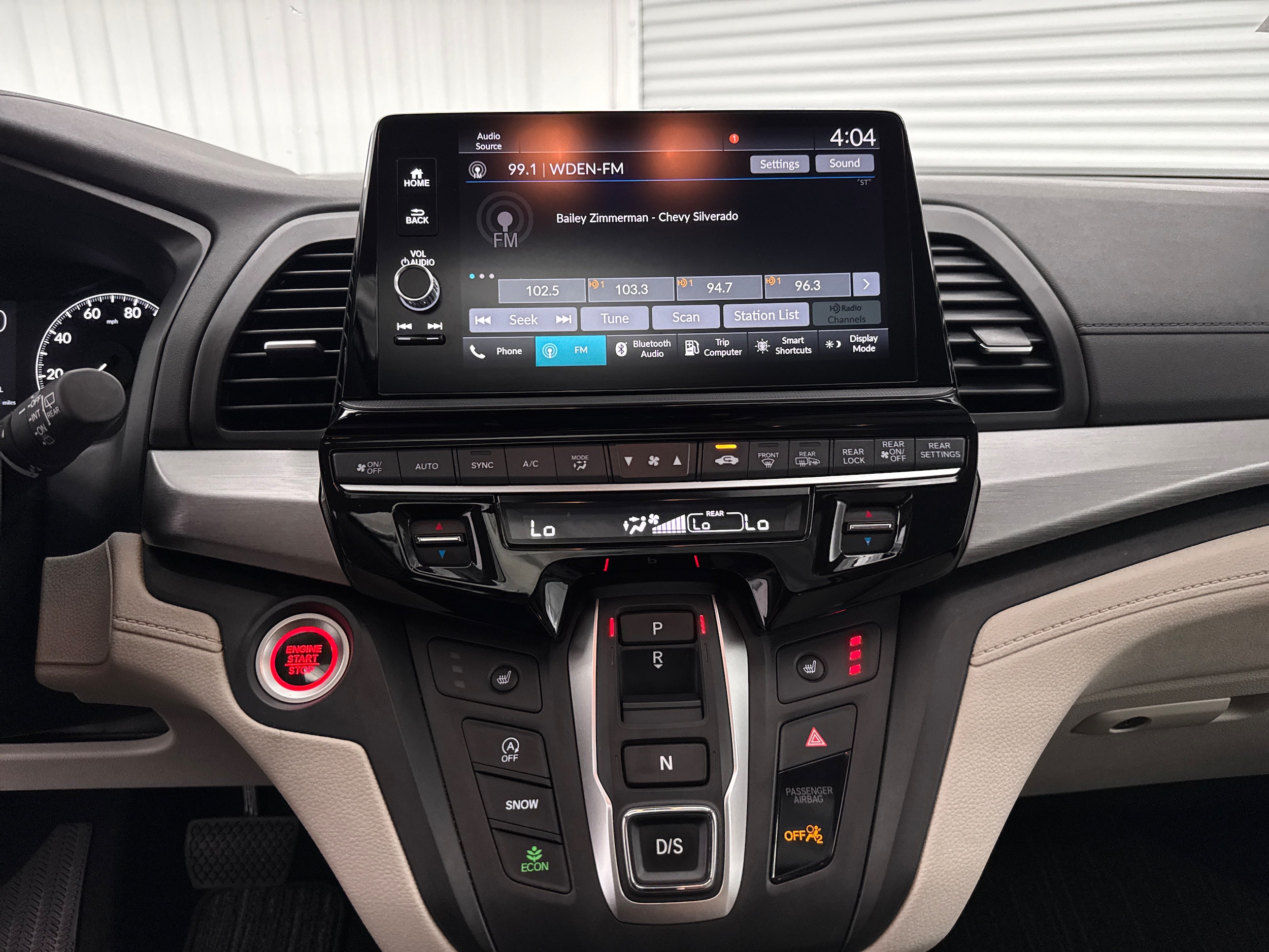 2025 Honda Odyssey EX-L - Photo 25