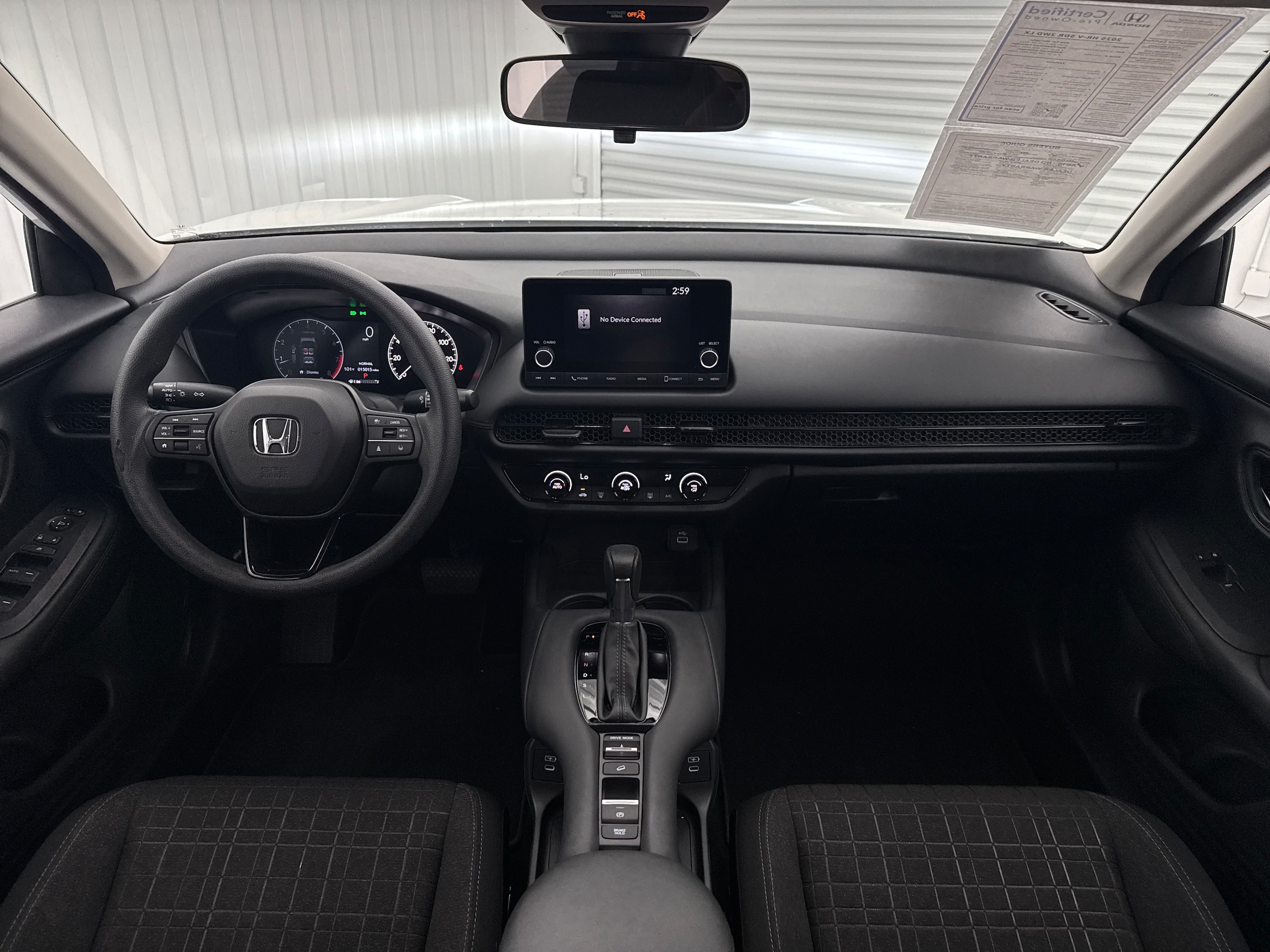 2025 Honda HR-V LX - Photo 14