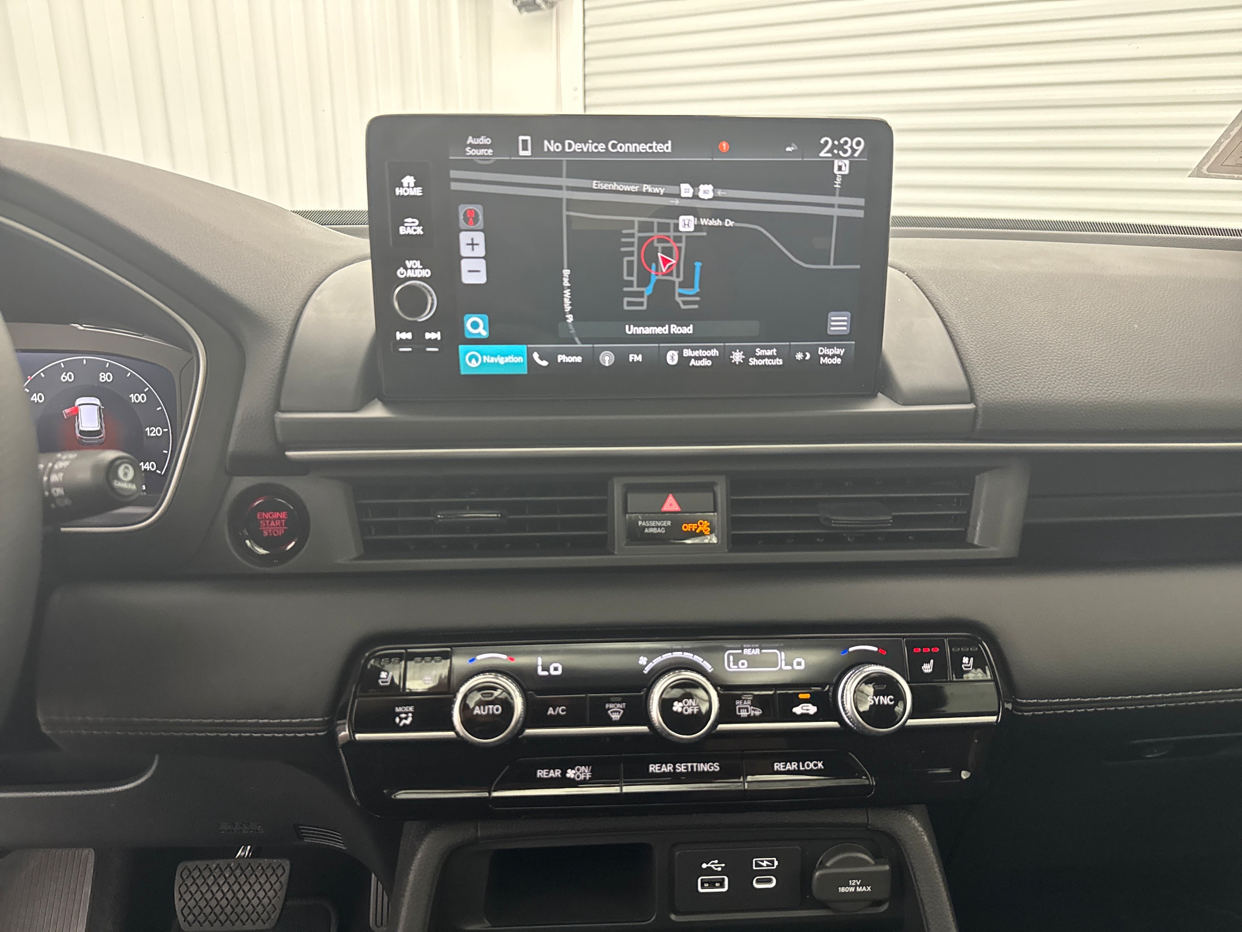 2025 Honda Pilot Elite - Photo 25
