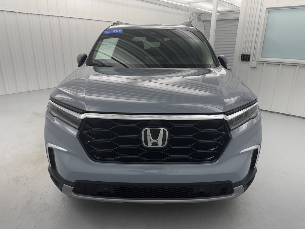 Certified 2025 Honda Pilot Elite SUV