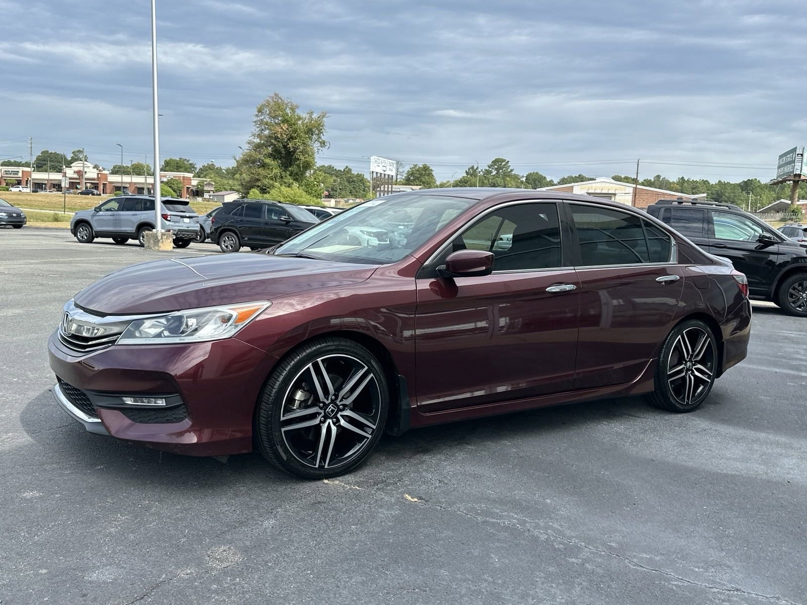 Used 2017 Honda Accord Sport with VIN 1HGCR2F51HA149767 for sale in Macon, GA