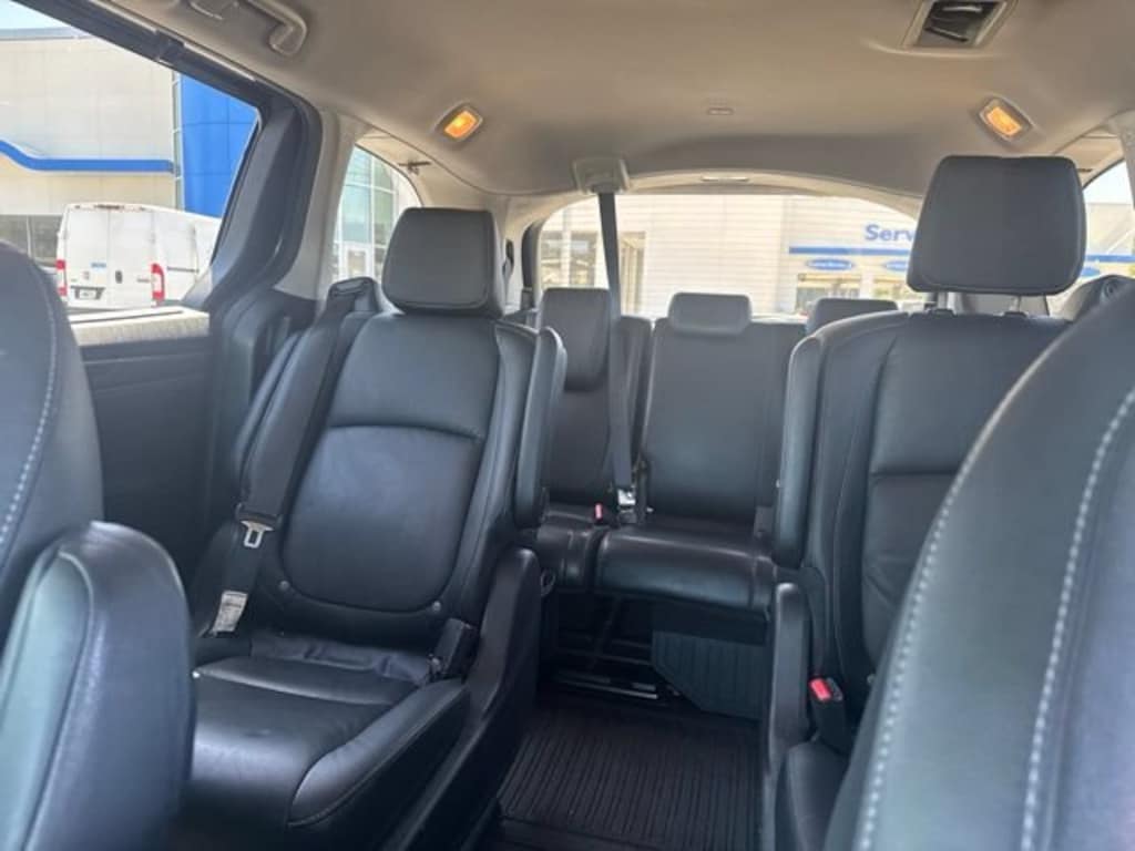 Certified 2022 Honda Odyssey Touring Van