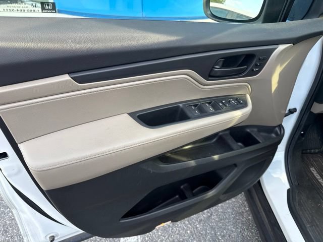 2024 Honda Odyssey EX-L - Photo 6