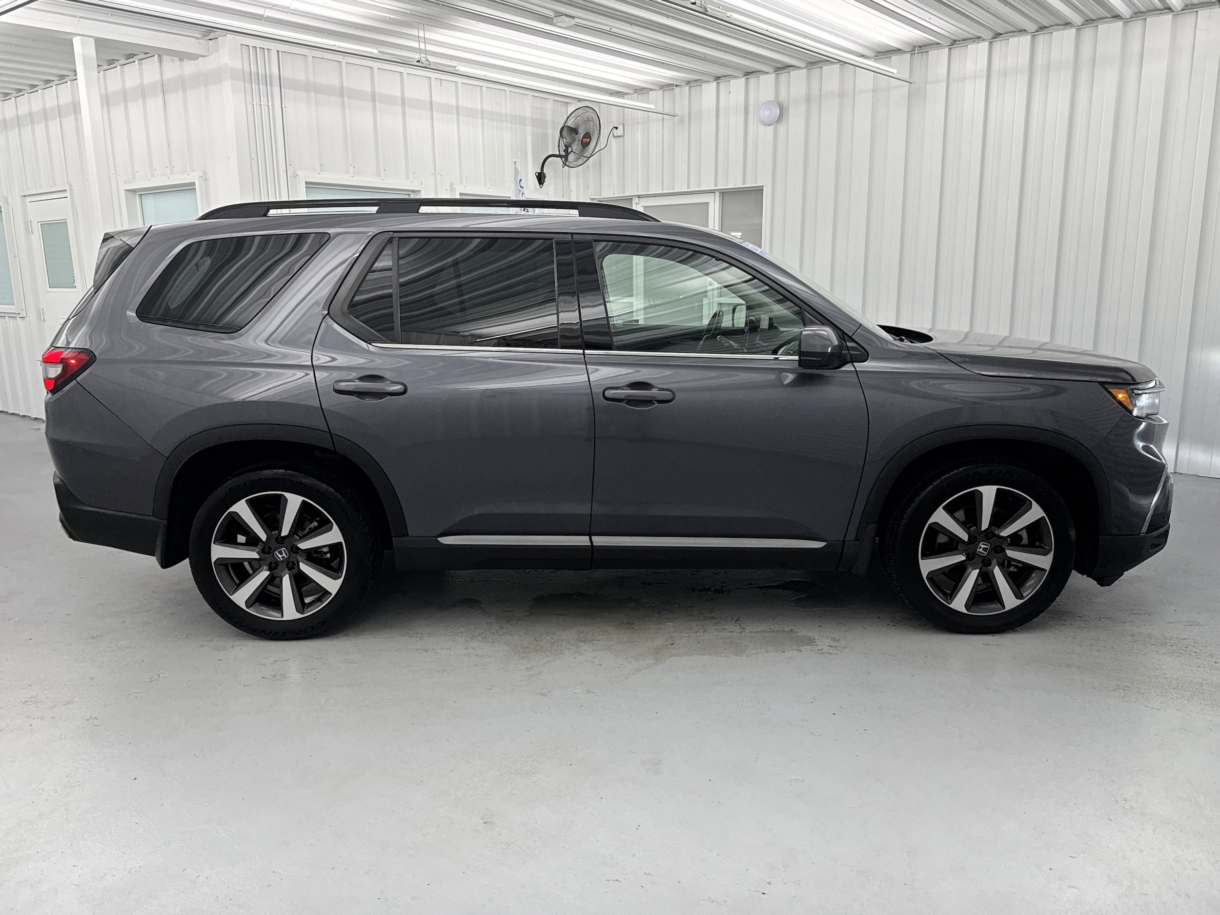 2023 Honda Pilot Elite - Photo 16