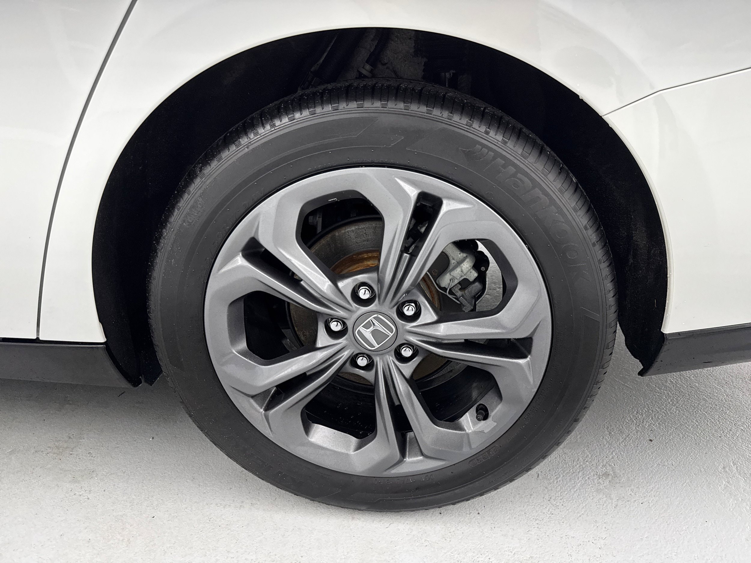 2024 Honda Accord Hybrid EX-L - Photo 26
