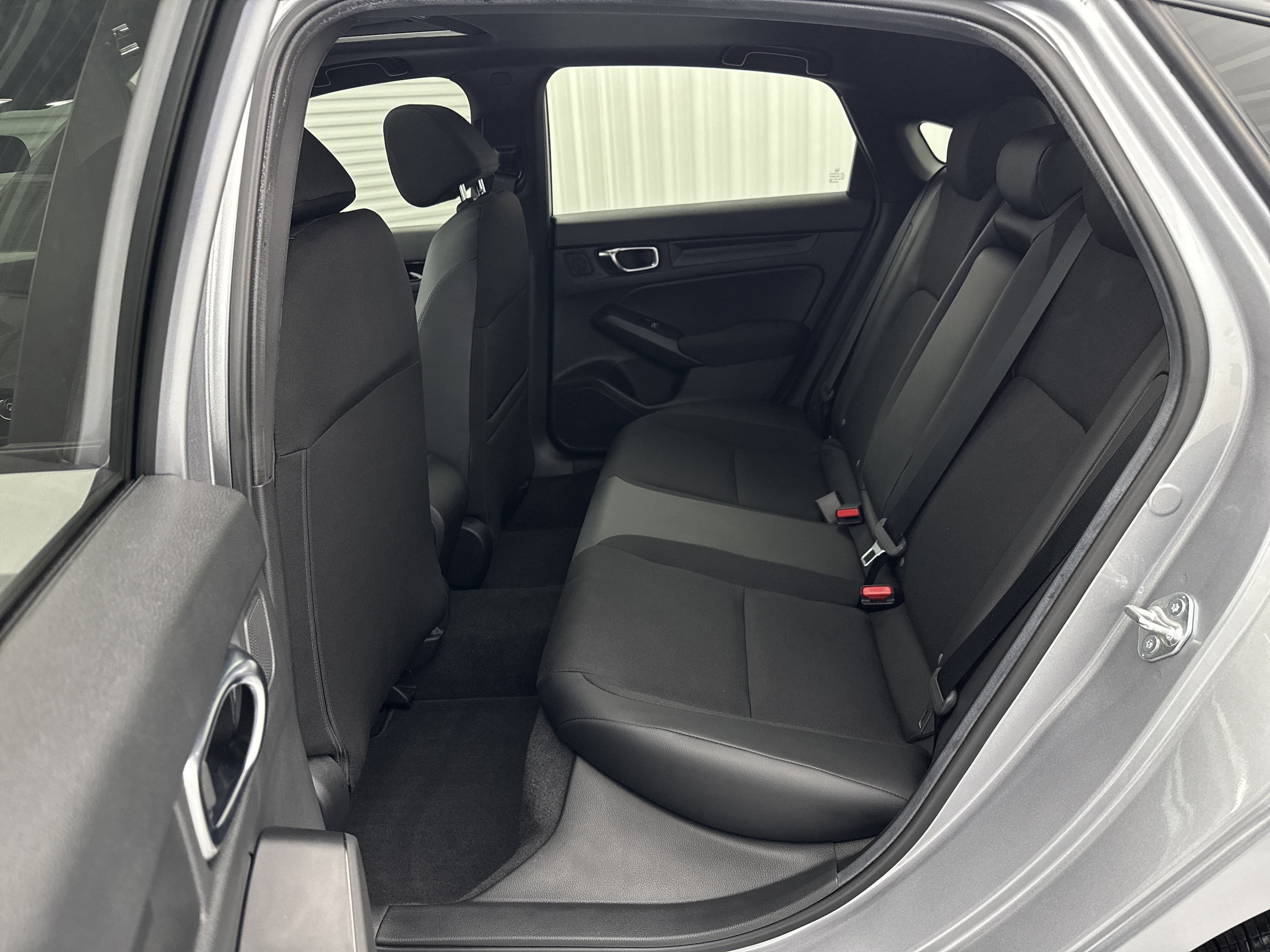 2025 Honda Civic Hatchback Sport - Photo 12