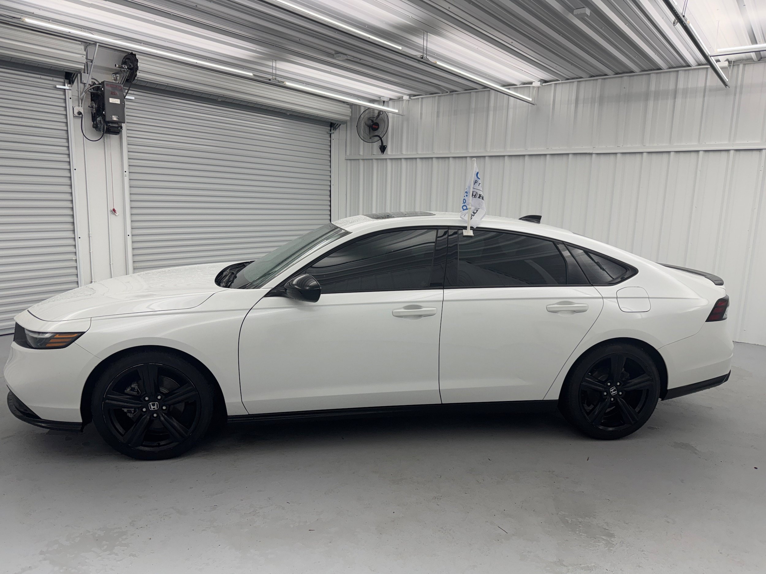 2023 Honda Accord Hybrid Sport-L - Photo 6