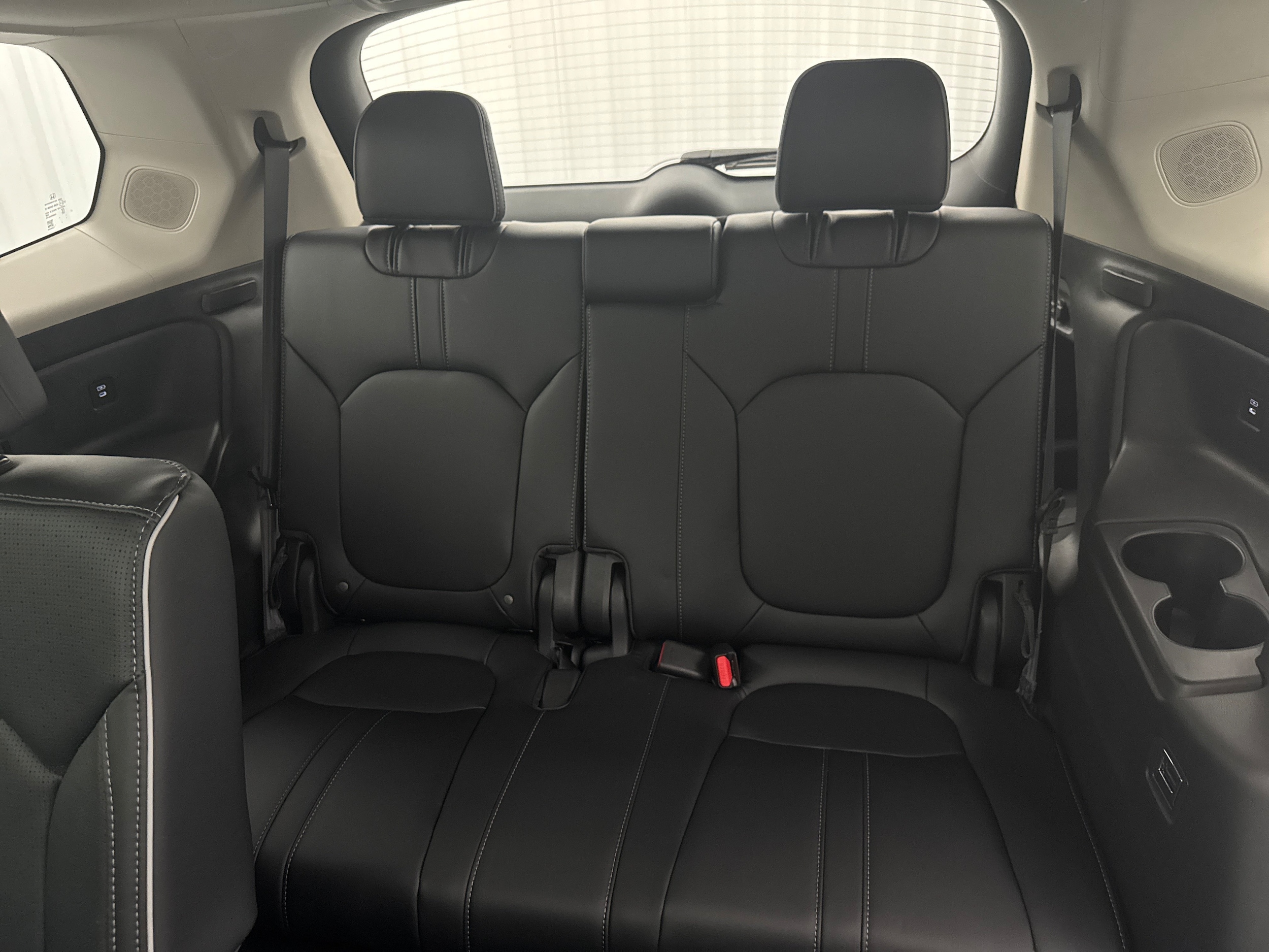 2025 Honda Pilot Elite - Photo 13