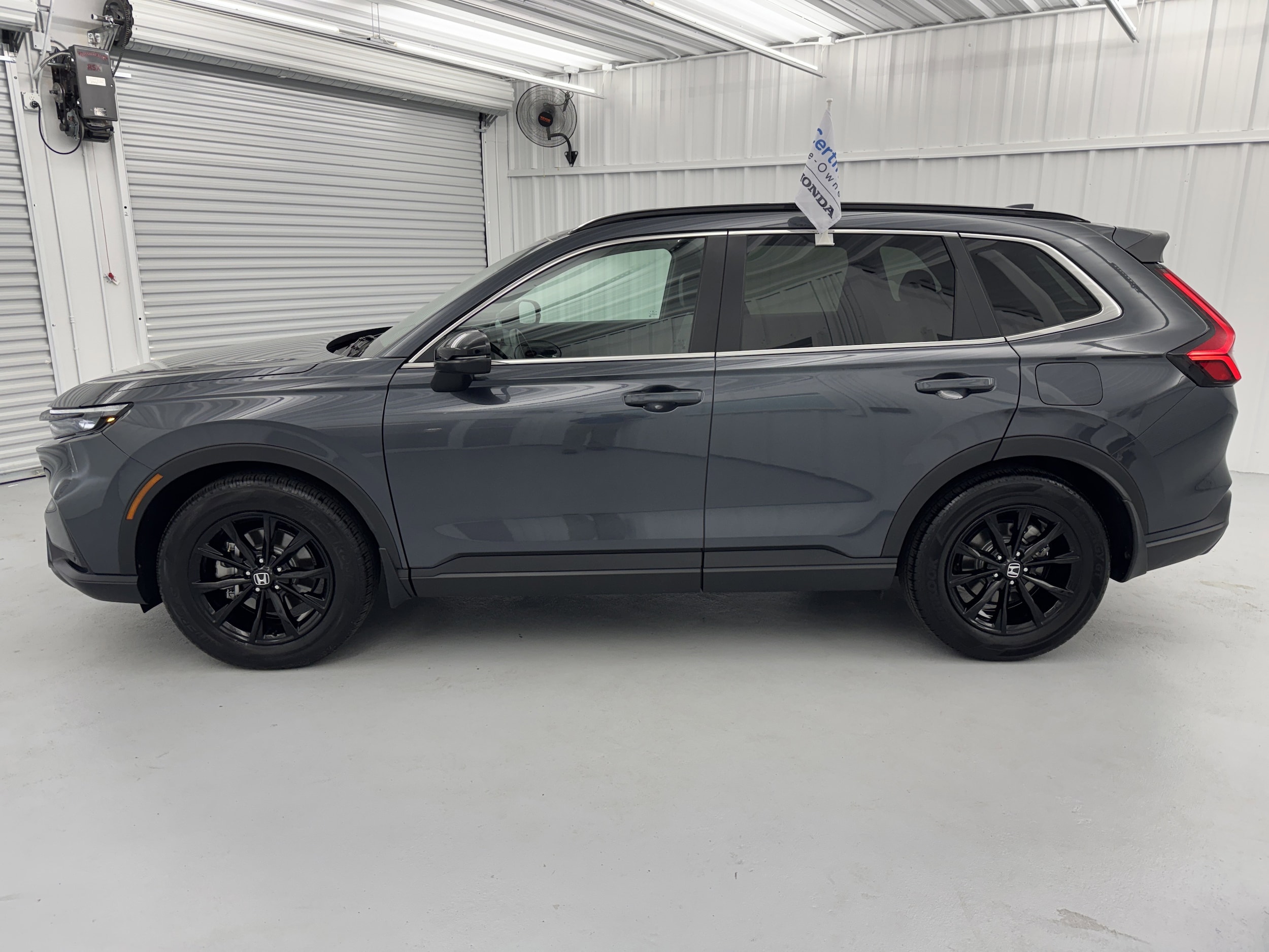 2025 Honda CR-V Sport-L - Photo 13