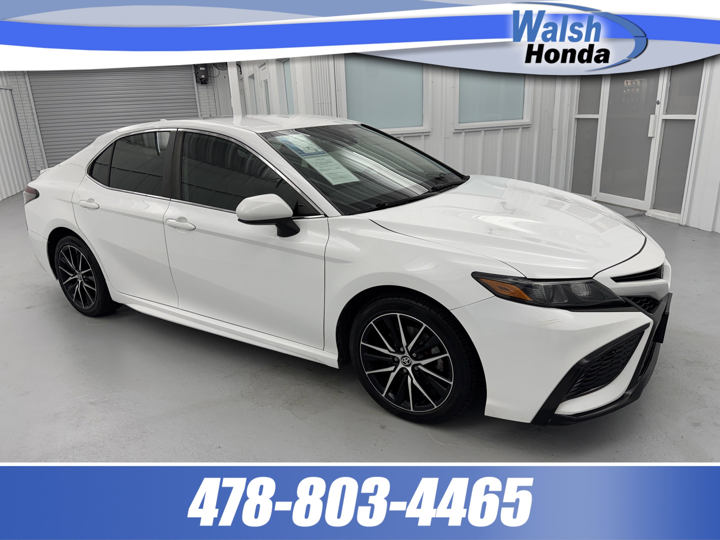 2021 Toyota Camry 2.5 Auto SE's photo