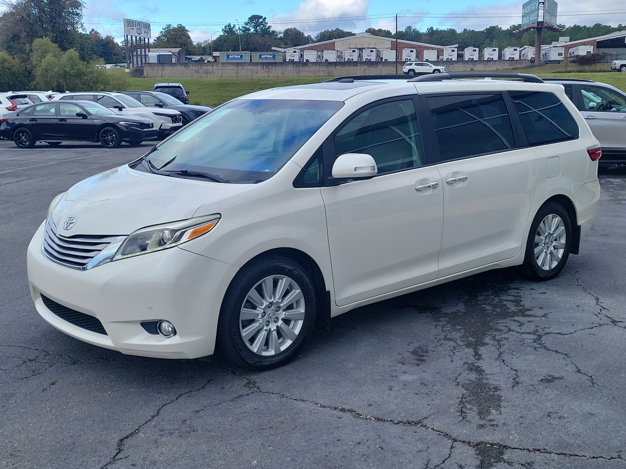 Used 2017 Toyota Sienna Limited with VIN 5TDYZ3DC0HS892273 for sale in Macon, GA