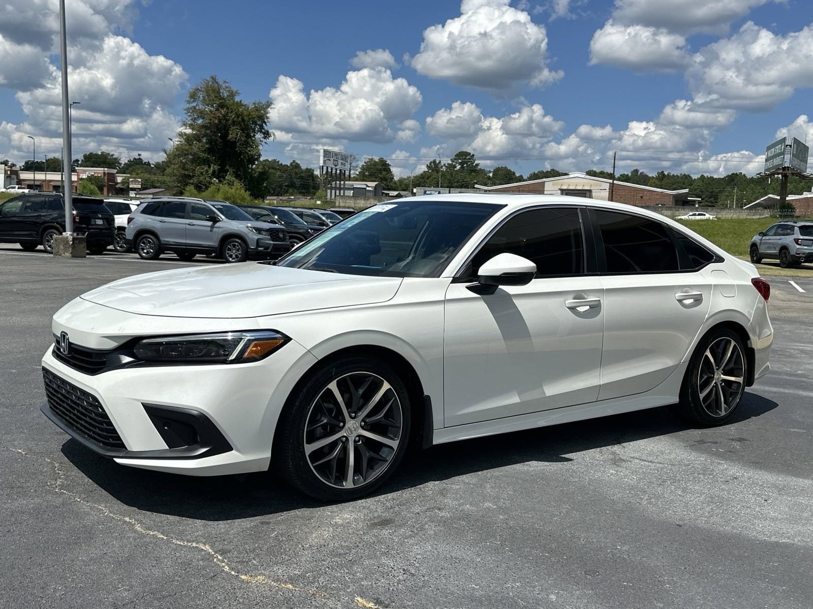 Used 2022 Honda Civic Touring with VIN 2HGFE1F97NH313557 for sale in Macon, GA