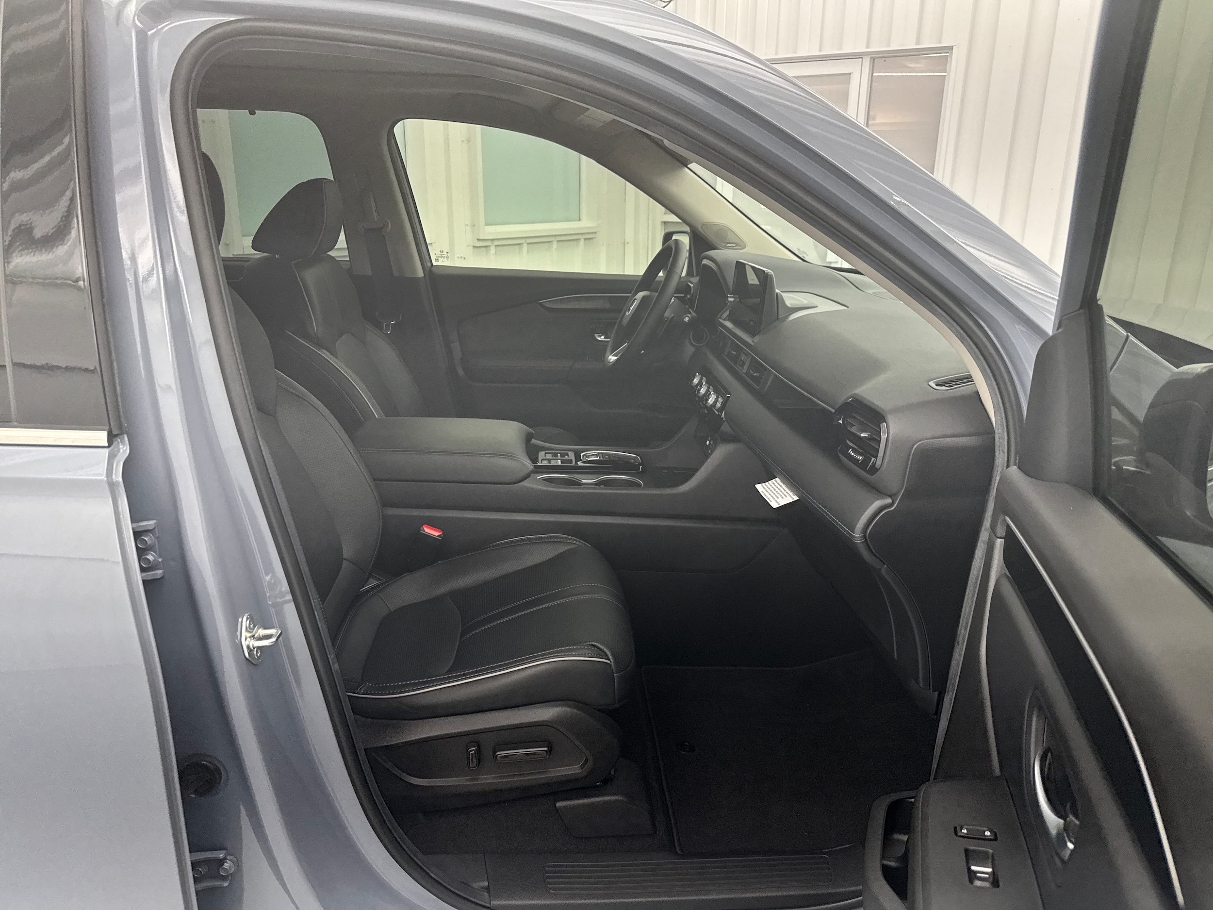2025 Honda Pilot Elite - Photo 8