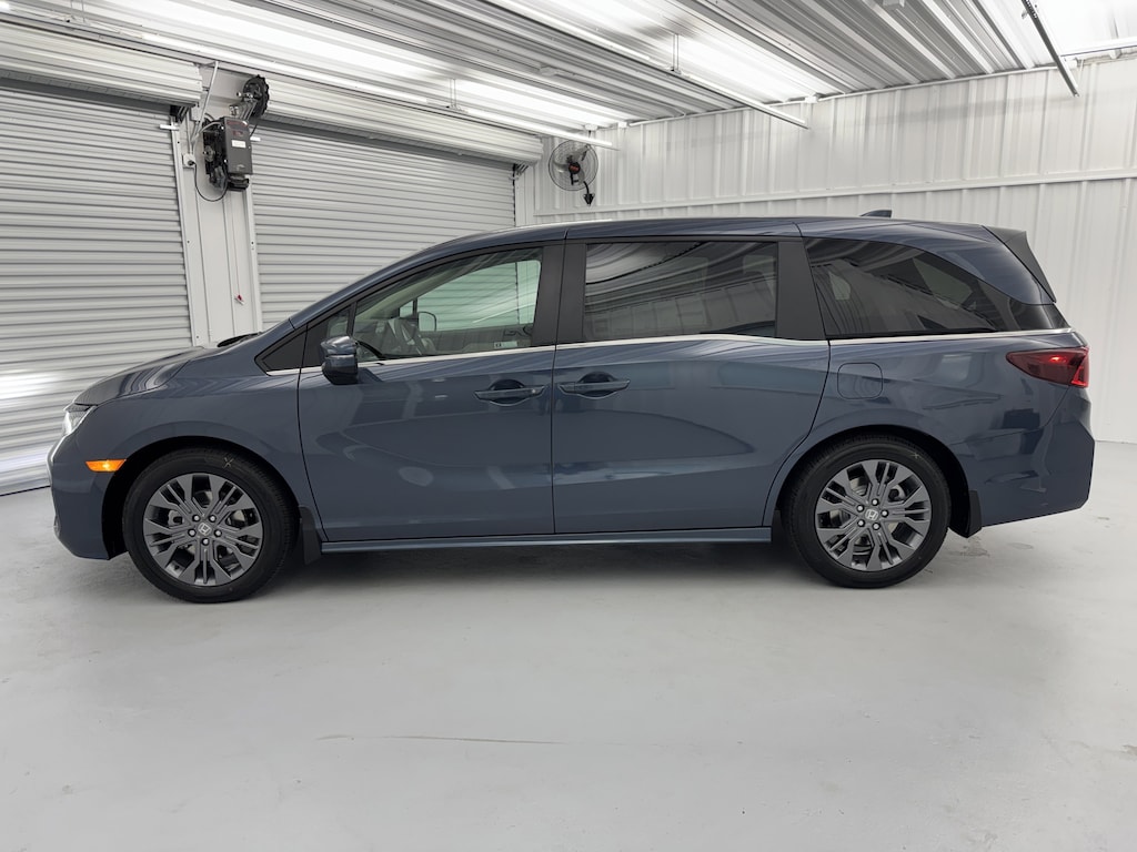 New 2026 Honda Odyssey Touring Van Passenger