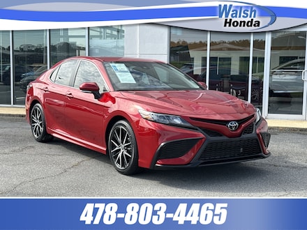 2022 Toyota Camry SE Sedan