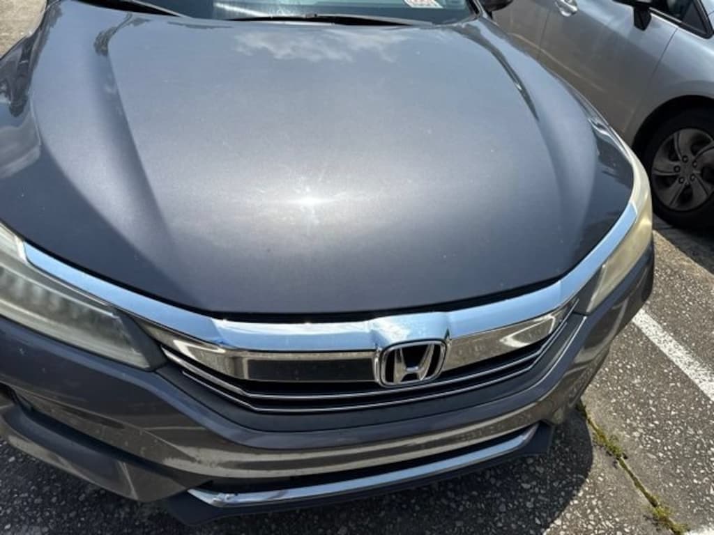 Used 2017 Honda Accord Touring V6 Sedan