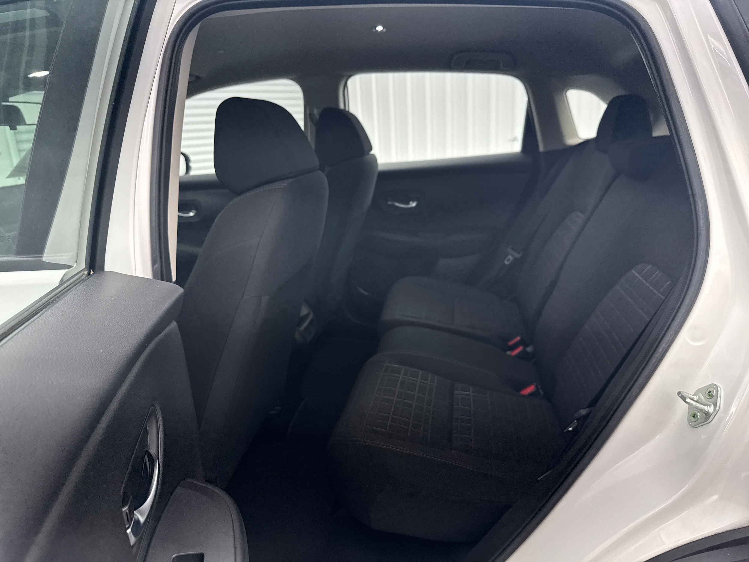 2025 Honda HR-V LX - Photo 12