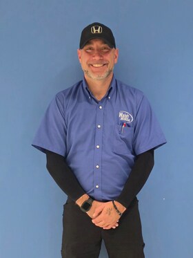 Staff member Robert Walker from ID_b744be