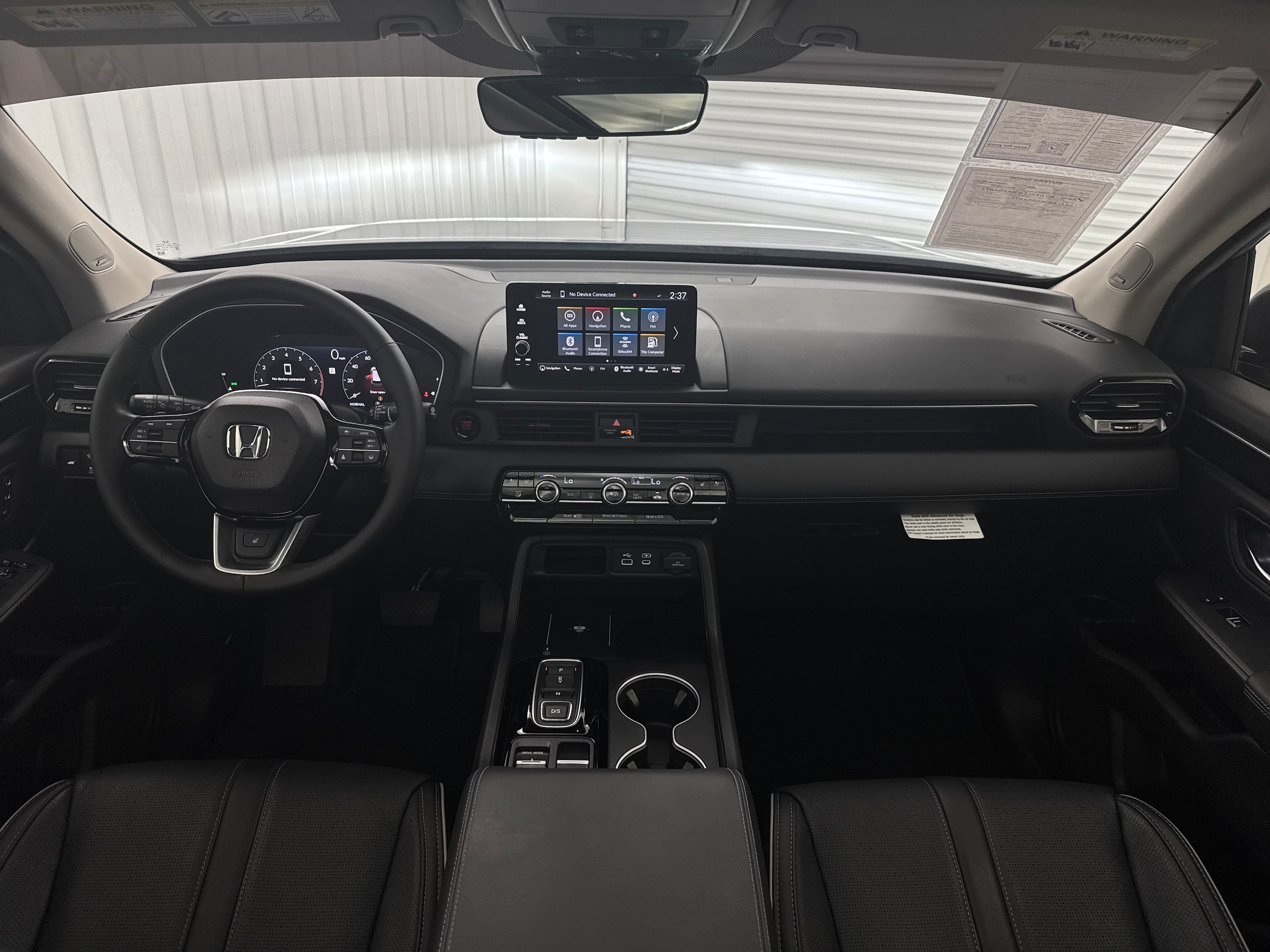 2025 Honda Pilot Elite - Photo 15