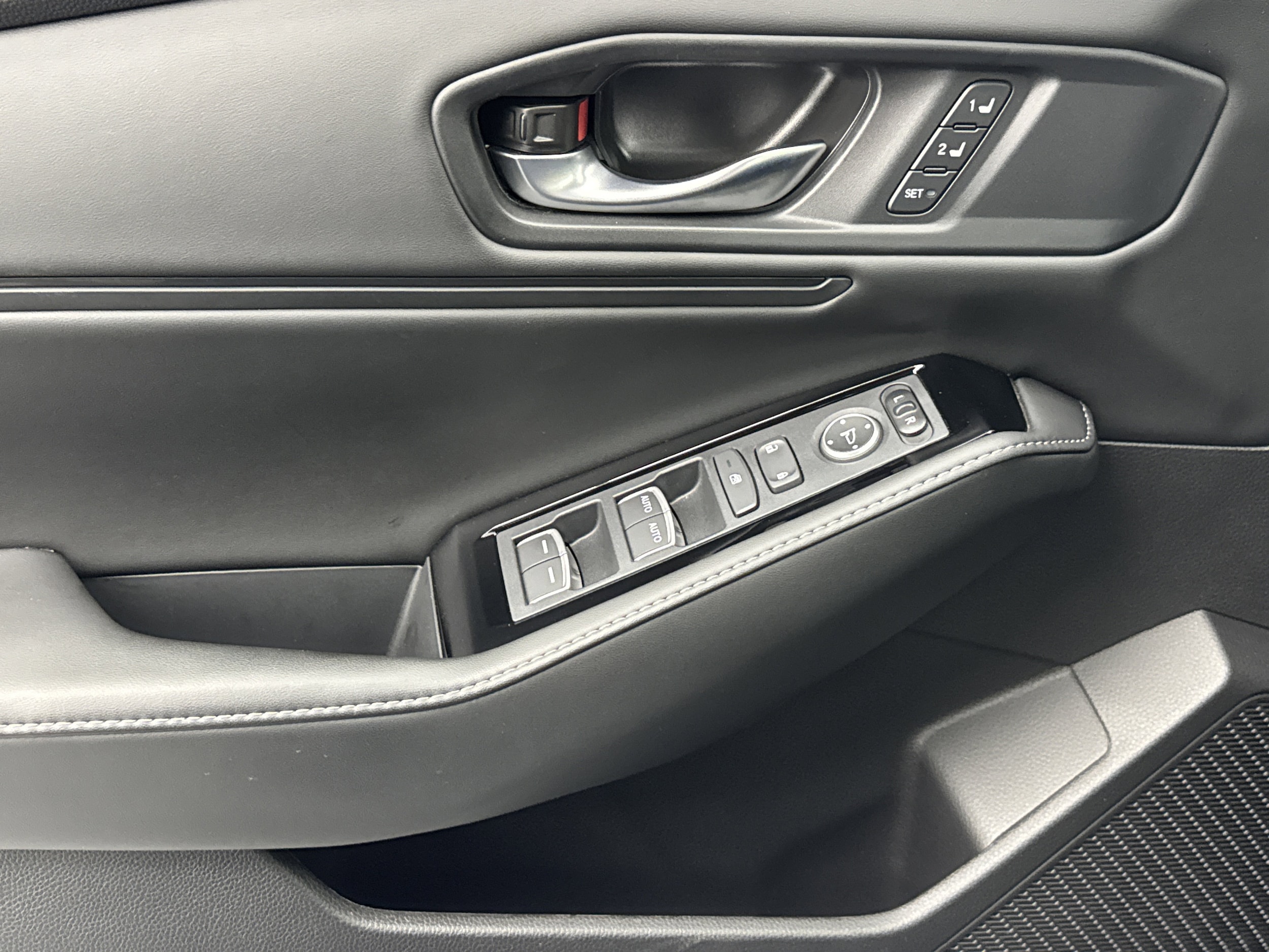 2023 Honda Accord Hybrid Touring - Photo 9