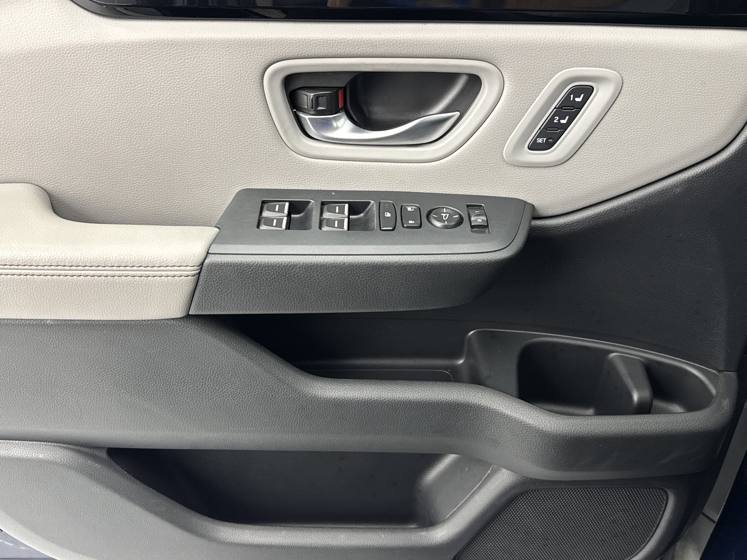 2025 Honda Pilot Touring - Photo 9