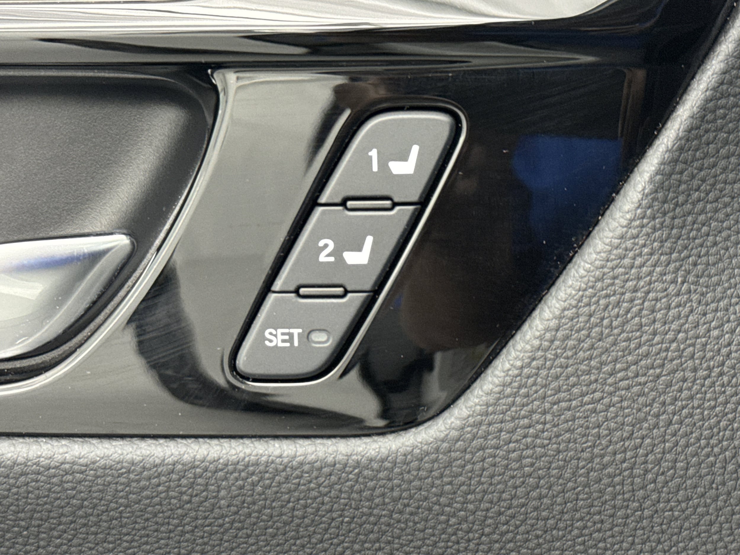 2025 Honda CR-V EX-L - Photo 19