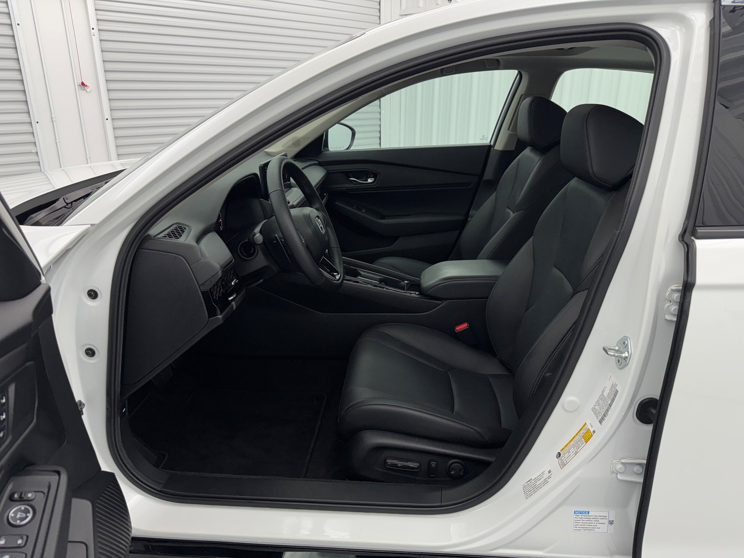 2024 Honda Accord Hybrid EX-L - Photo 12