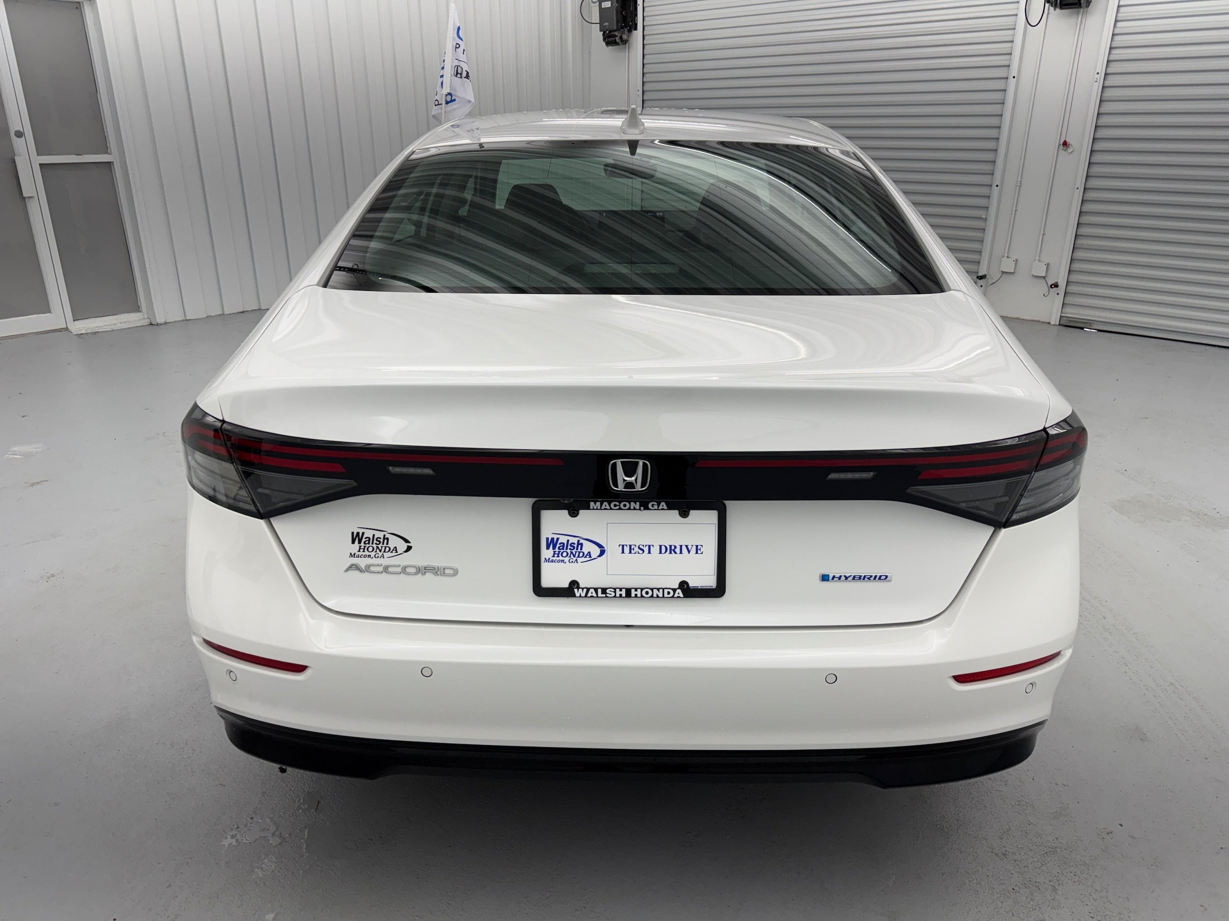 2024 Honda Accord Hybrid EX-L - Photo 7