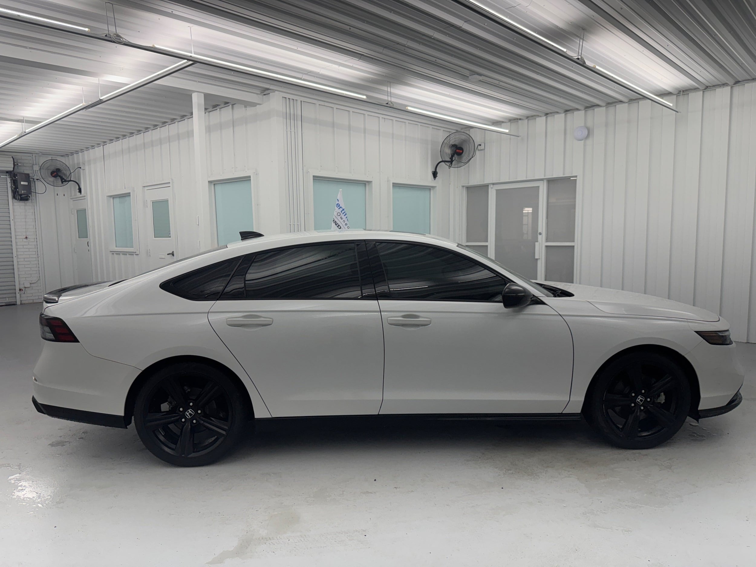 2023 Honda Accord Hybrid Sport-L - Photo 8