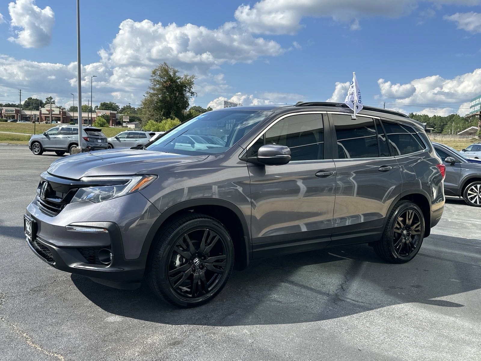 Certified 2022 Honda Pilot SE with VIN 5FNYF5H25NB005921 for sale in Macon, GA