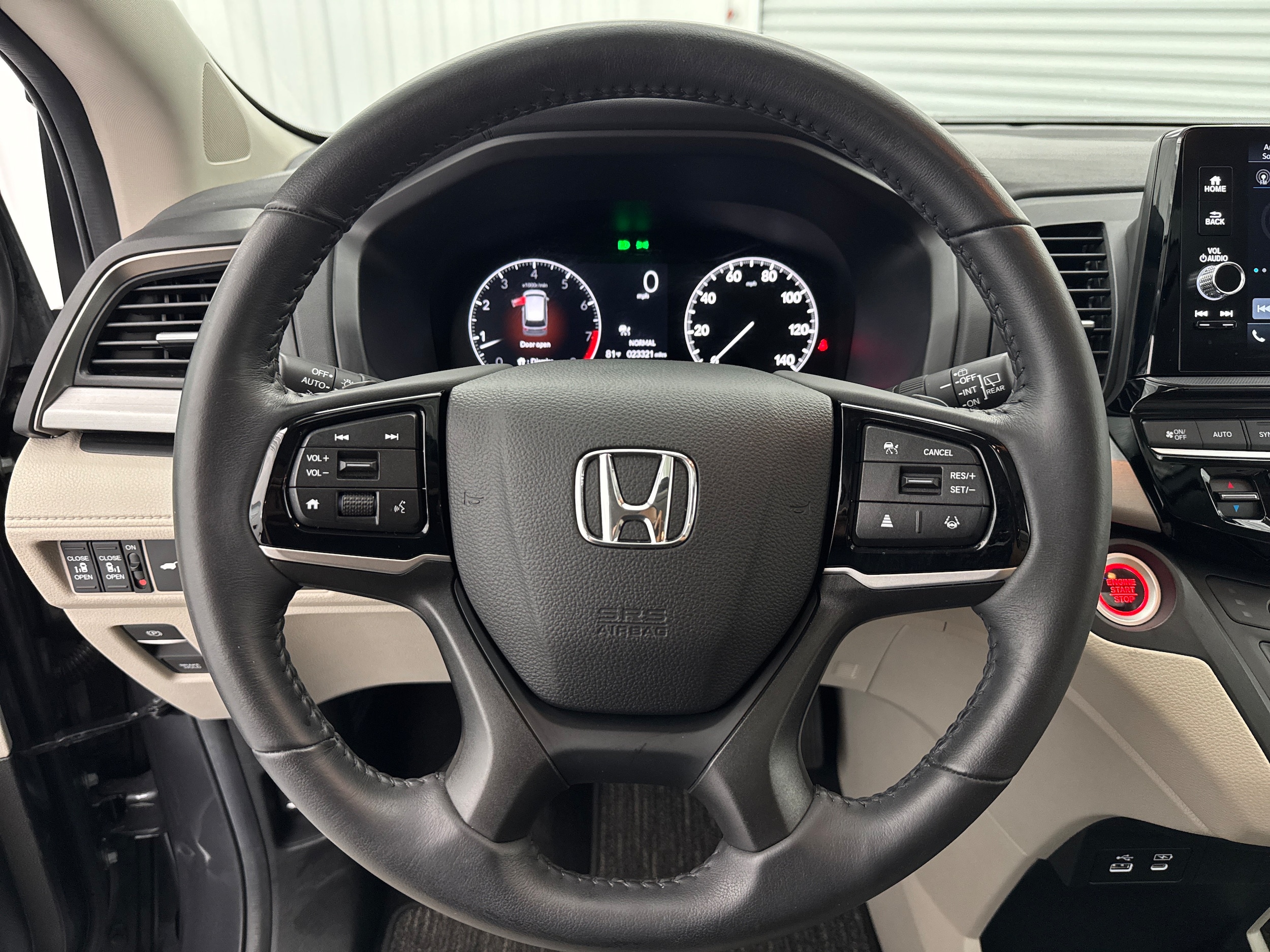 2025 Honda Odyssey EX-L - Photo 21