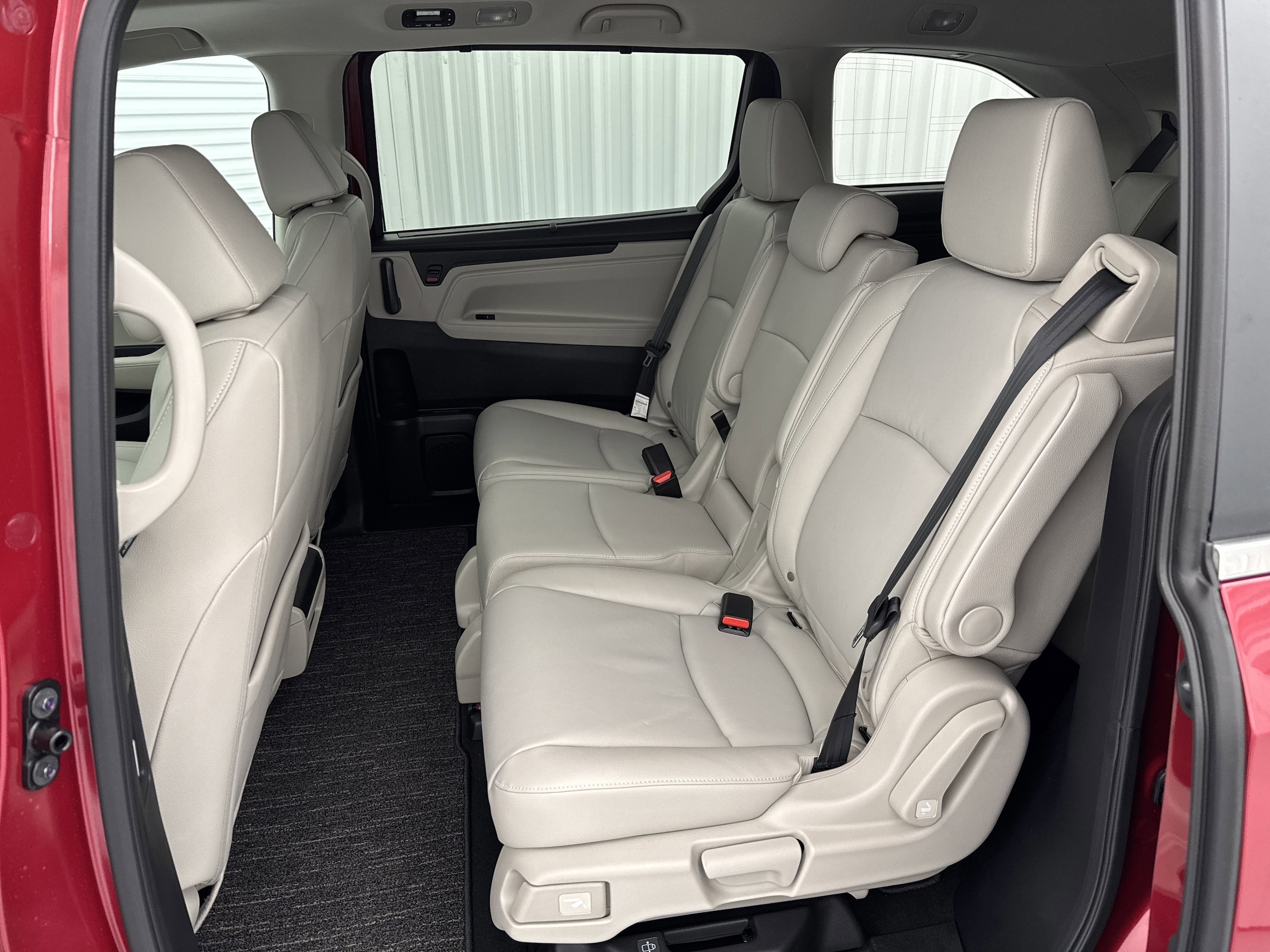 2026 Honda Odyssey EX-L - Photo 12