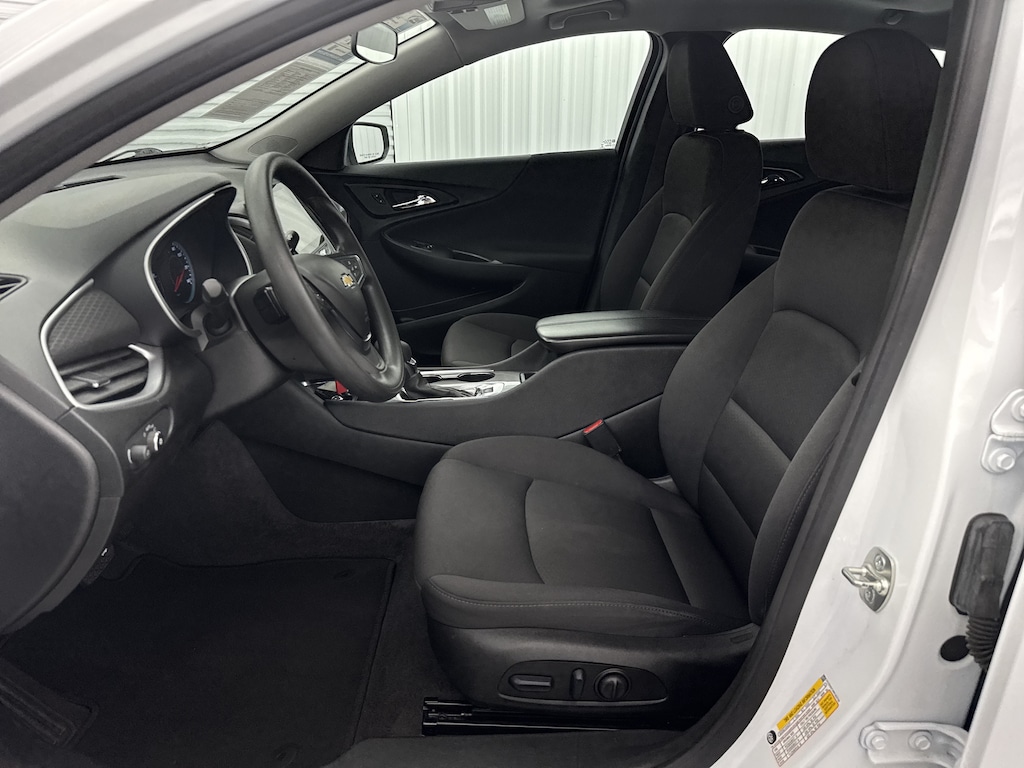 Used 2024 Chevrolet Malibu 1LT Sedan
