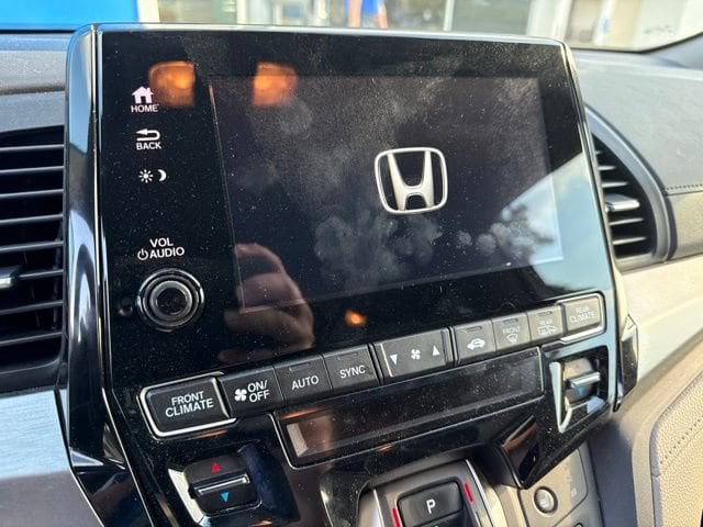 2024 Honda Odyssey EX-L - Photo 13