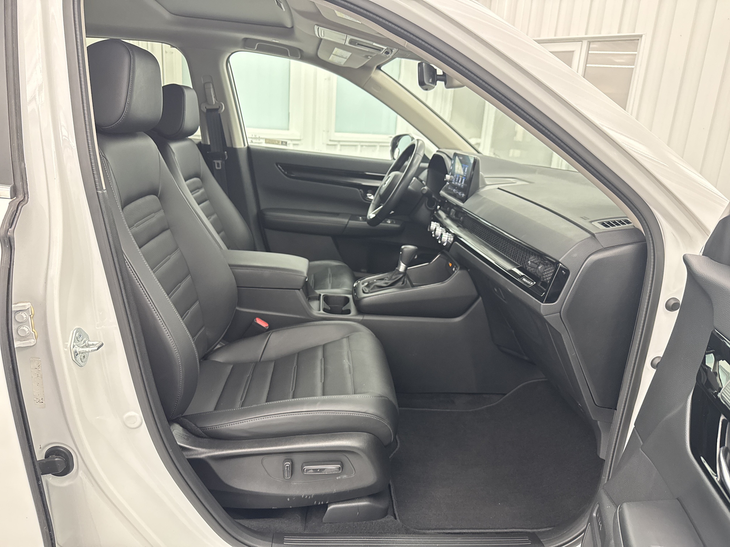 2025 Honda CR-V EX-L - Photo 8