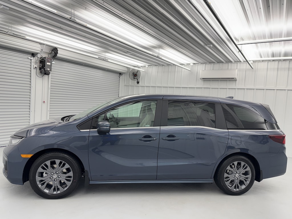 New 2026 Honda Odyssey Touring Van Passenger