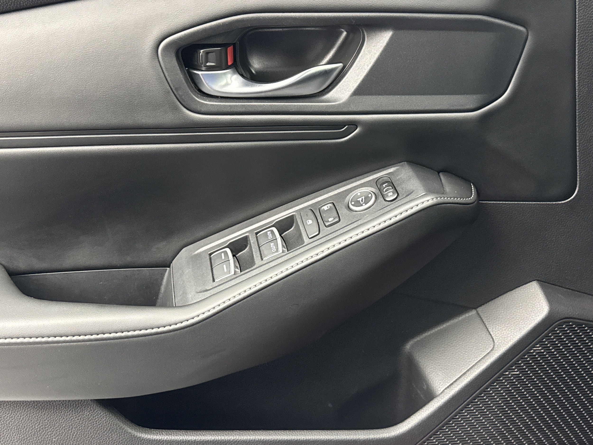 2023 Honda Accord Hybrid Sport - Photo 17
