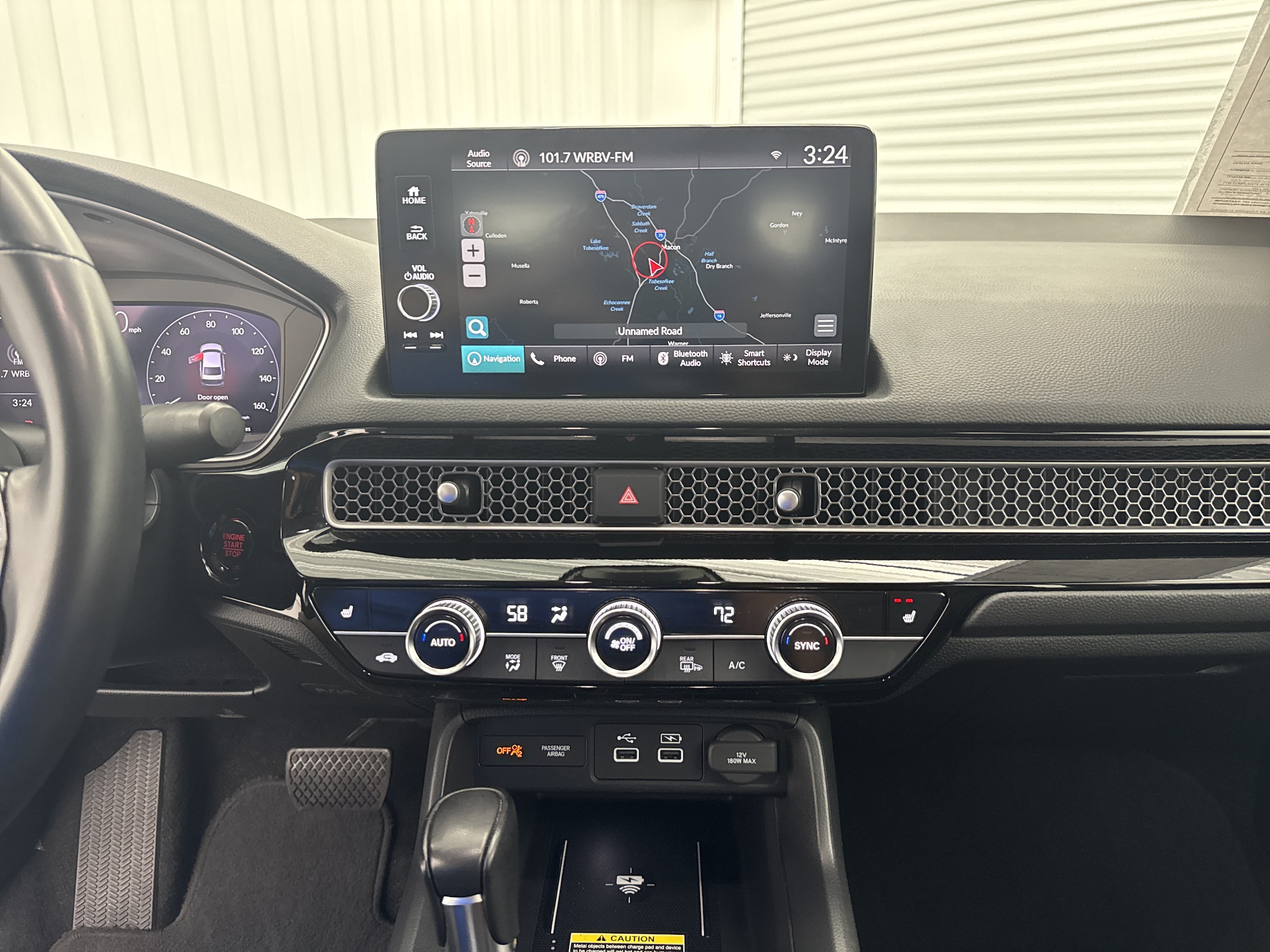 2022 Honda Civic Touring - Photo 23