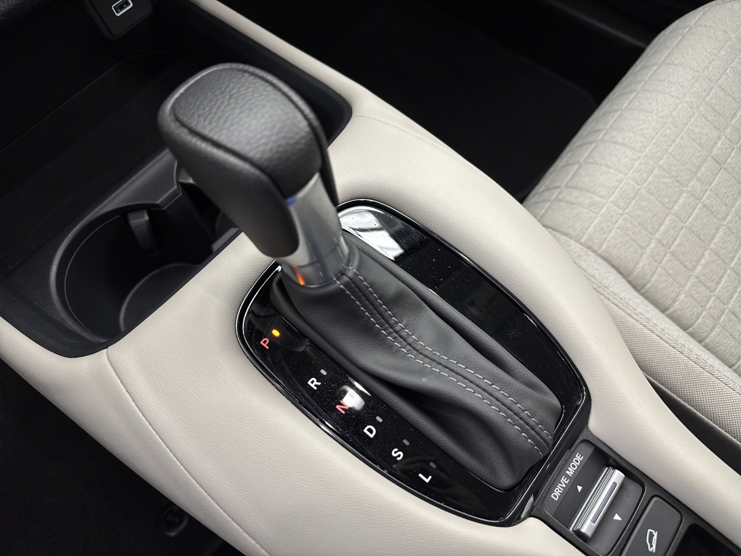 2025 Honda HR-V LX - Photo 19
