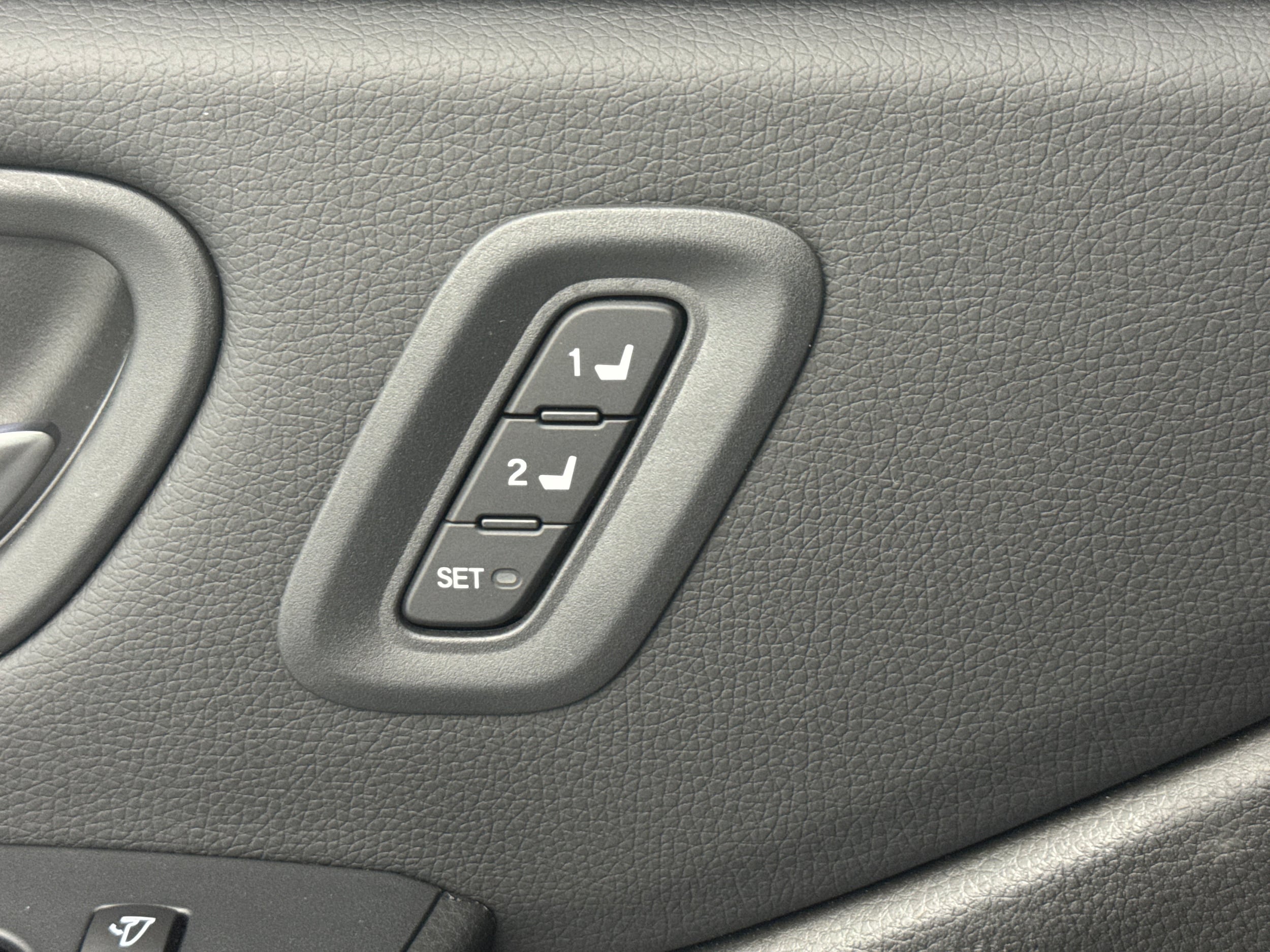 2025 Honda Pilot Elite - Photo 20