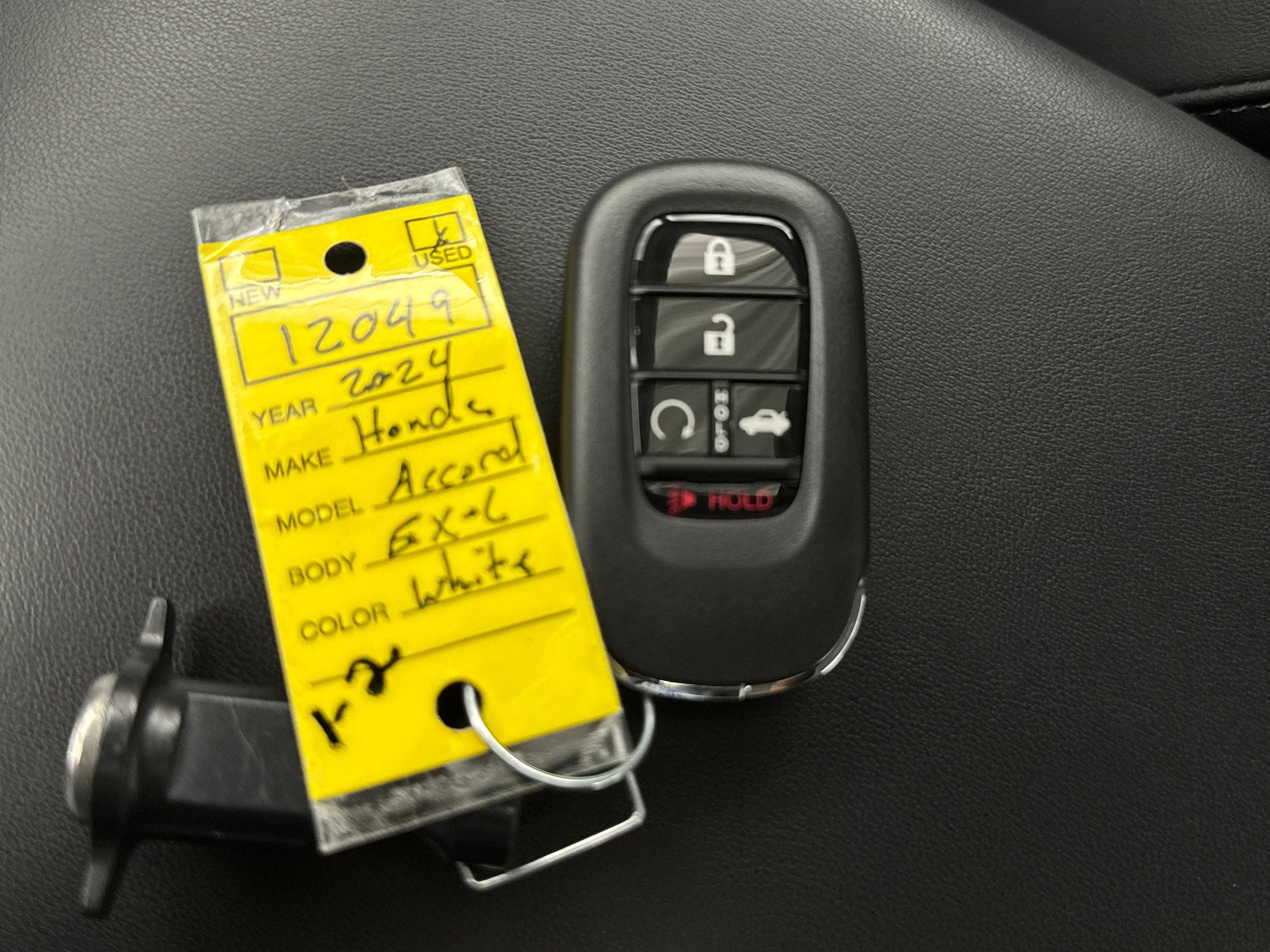 2024 Honda Accord Hybrid EX-L - Photo 24