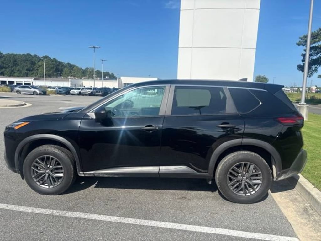 Used 2023 Nissan Rogue S SUV