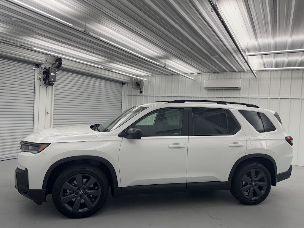 New 2026 Honda Pilot Sport SUV